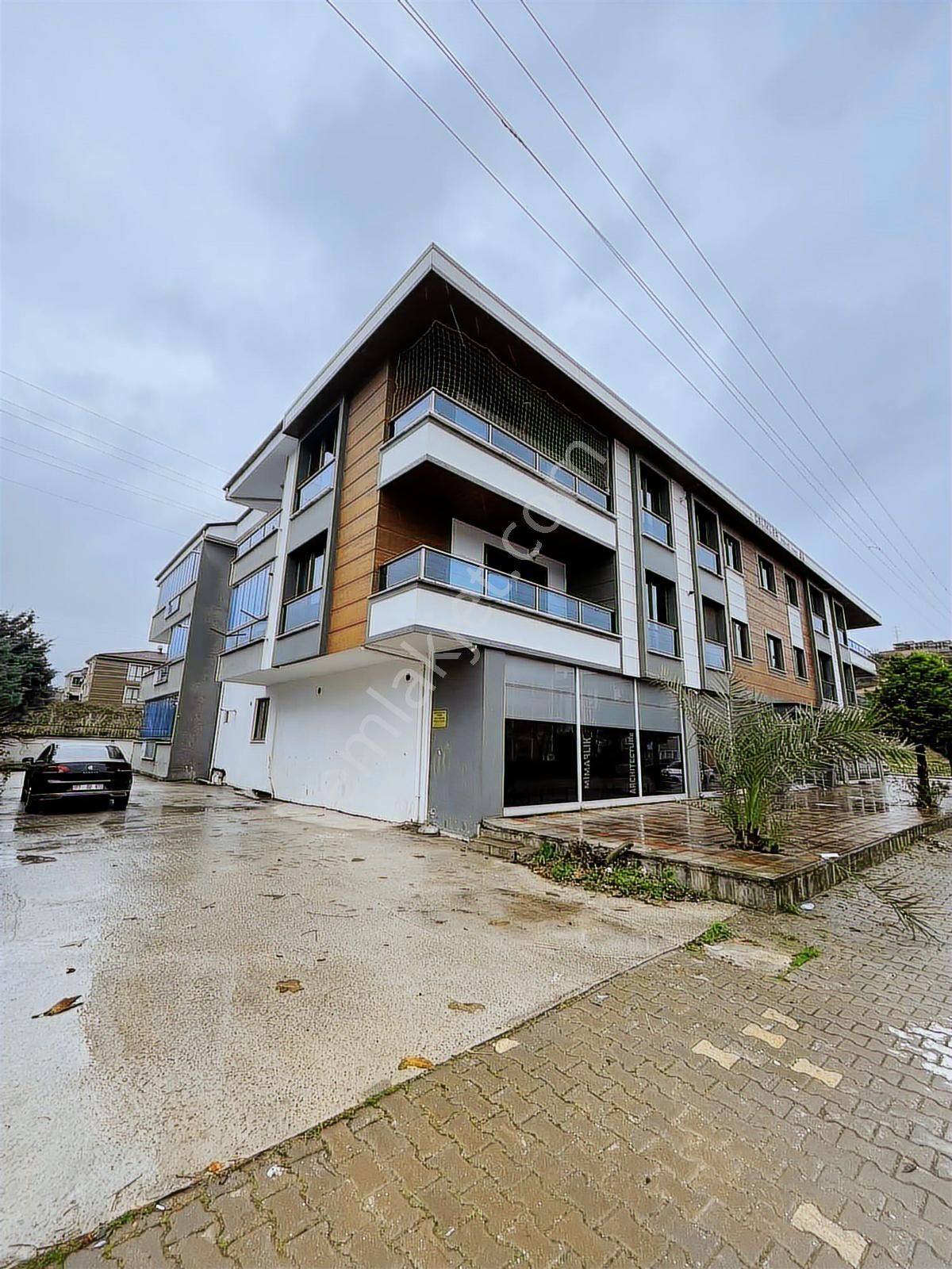 Adnan Menderes Mahallesin'de Kiralık 3+1 Daire ( Eşyasız ) - Görsel 3