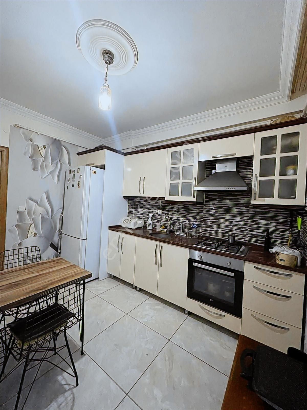 Adnan Menderes Mahallesin'de Kiralık 3+1 Daire ( Eşyasız ) - Görsel 14