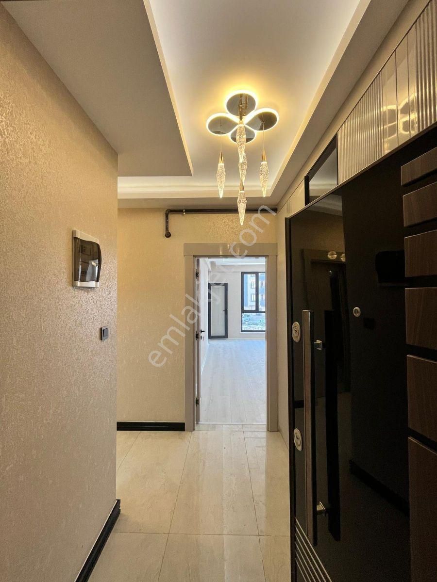 Akkent'de Kat Bahçeli Satılık 2.5+1 Full Yapili Lüks Daire - Görsel 9