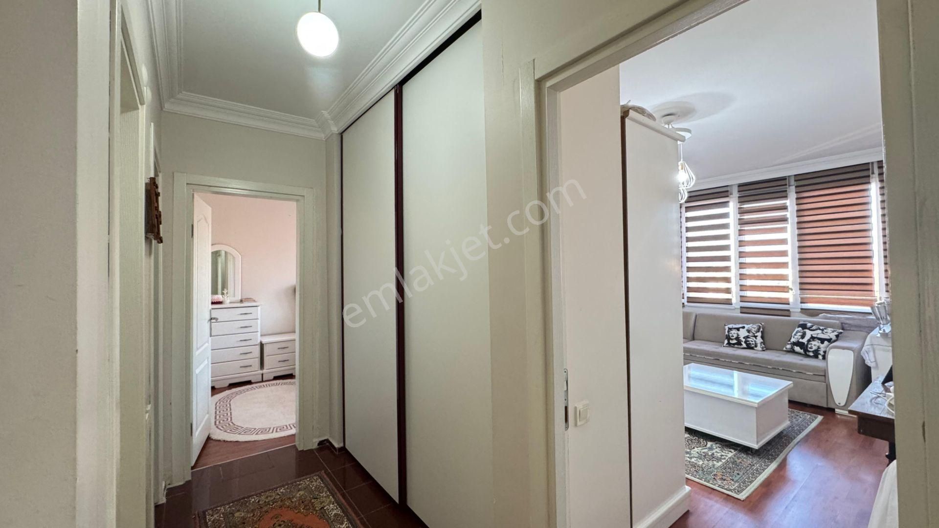 Gaziemir Emlakbank Konutları 2.etapta Eşyalı 3+1 Kiralık Daire - Görsel 31