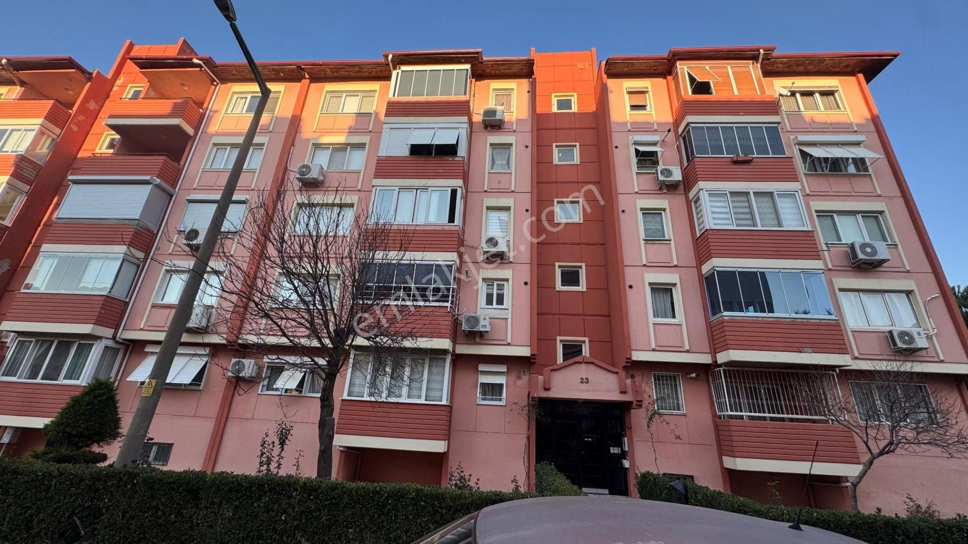 Gaziemir Emlakbank Konutları 2.etapta Eşyalı 3+1 Kiralık Daire - Görsel 18