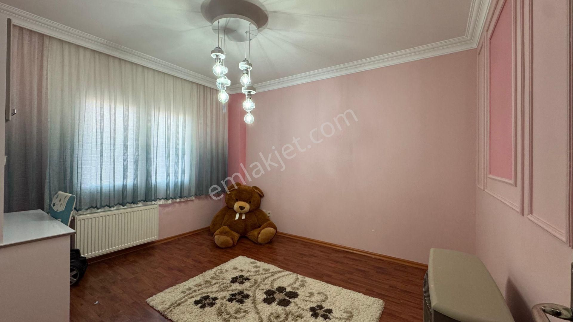 Gaziemir Emlakbank Konutları 2.etapta Eşyalı 3+1 Kiralık Daire - Görsel 25