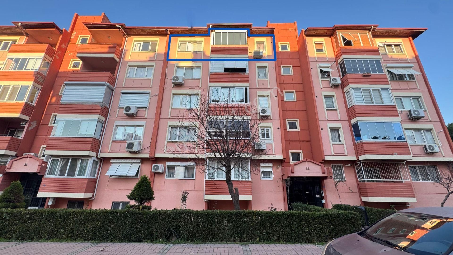 Gaziemir Emlakbank Konutları 2.etapta Eşyalı 3+1 Kiralık Daire - Görsel 2