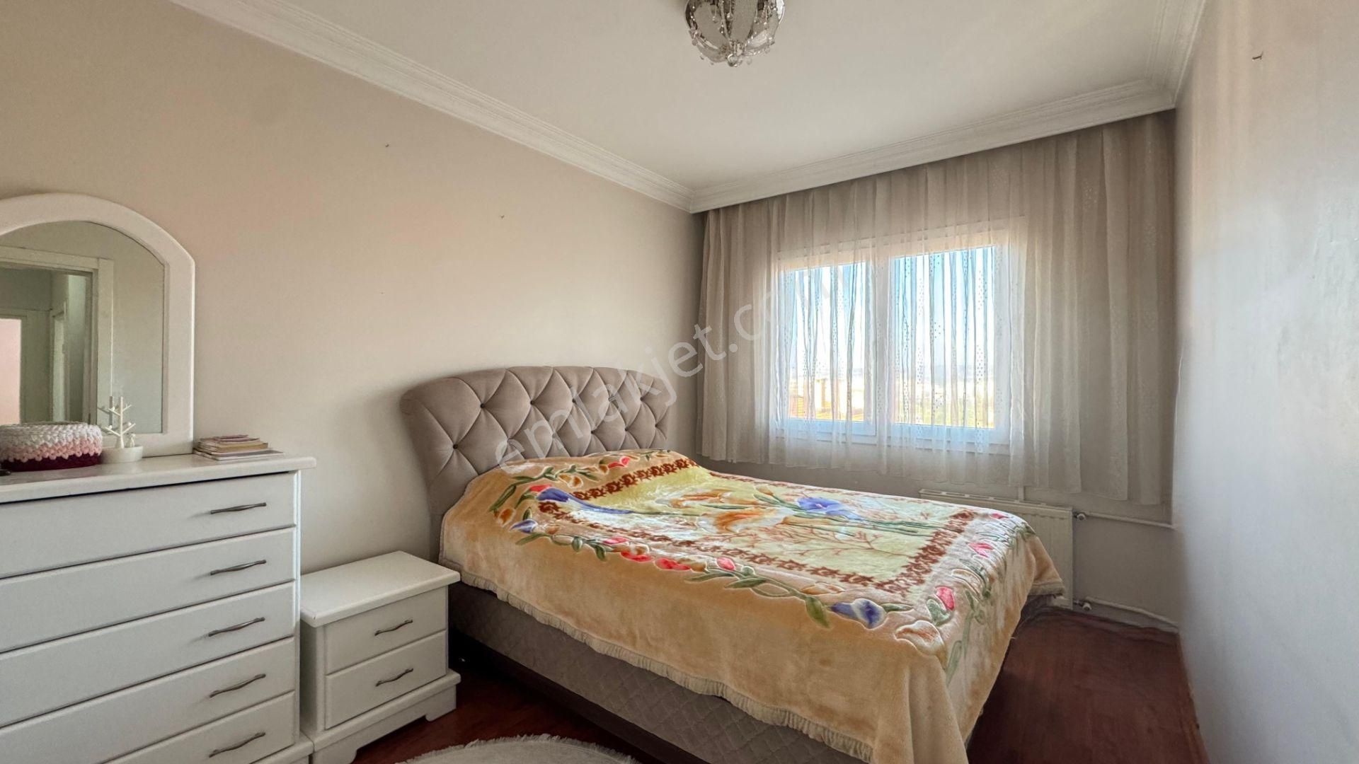 Gaziemir Emlakbank Konutları 2.etapta Eşyalı 3+1 Kiralık Daire - Görsel 27