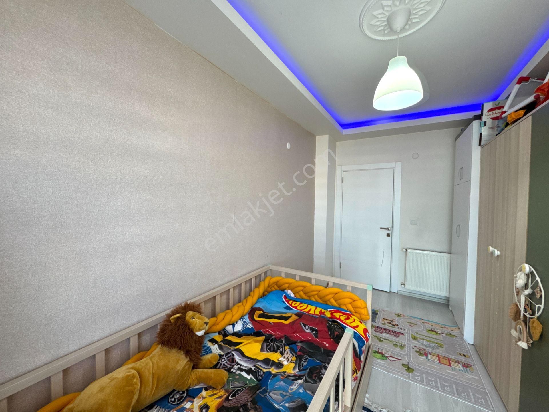 Kızıltoprak Mrk. Konumda Çift Banyolu Kombili Geniş 3+1 - Görsel 18