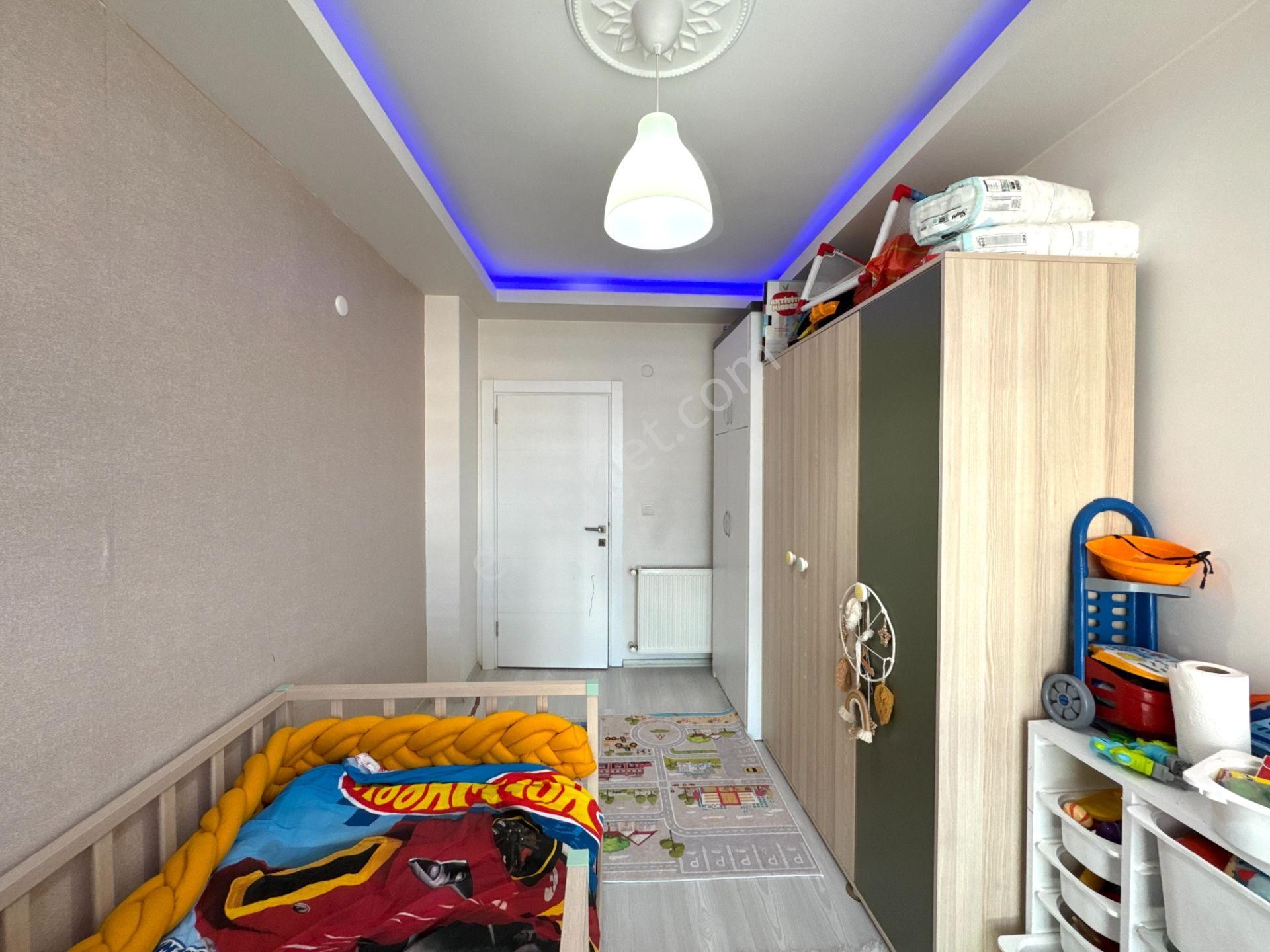 Kızıltoprak Mrk. Konumda Çift Banyolu Kombili Geniş 3+1 - Görsel 19