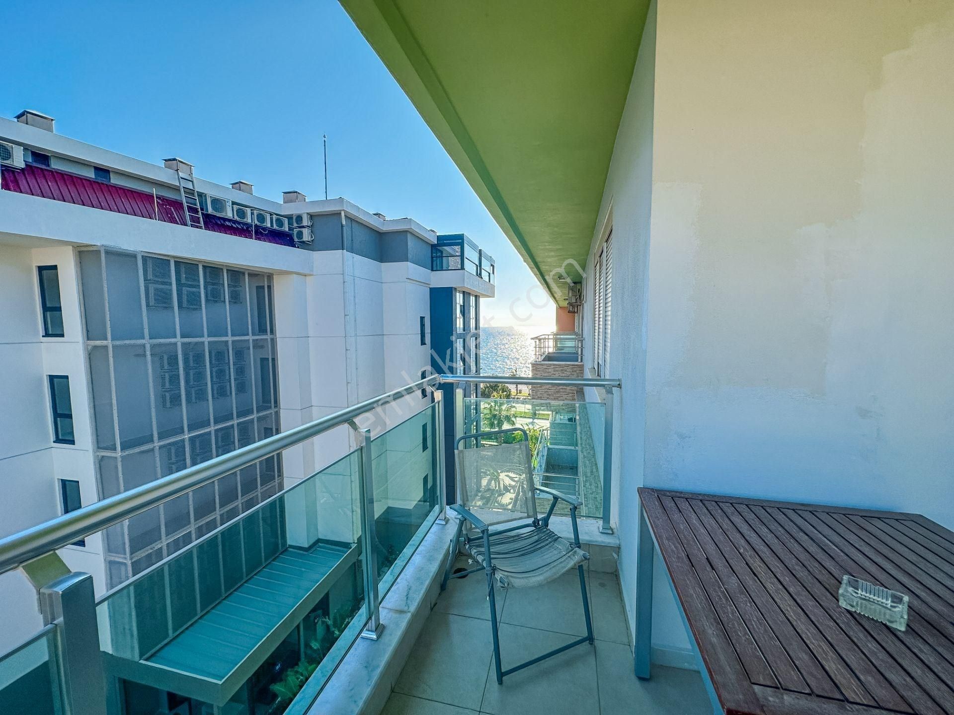 Alanya Kestel’de Denize Sıfır | Eşyalı 3+1 Dubleks Satılık Daire - Görsel 12