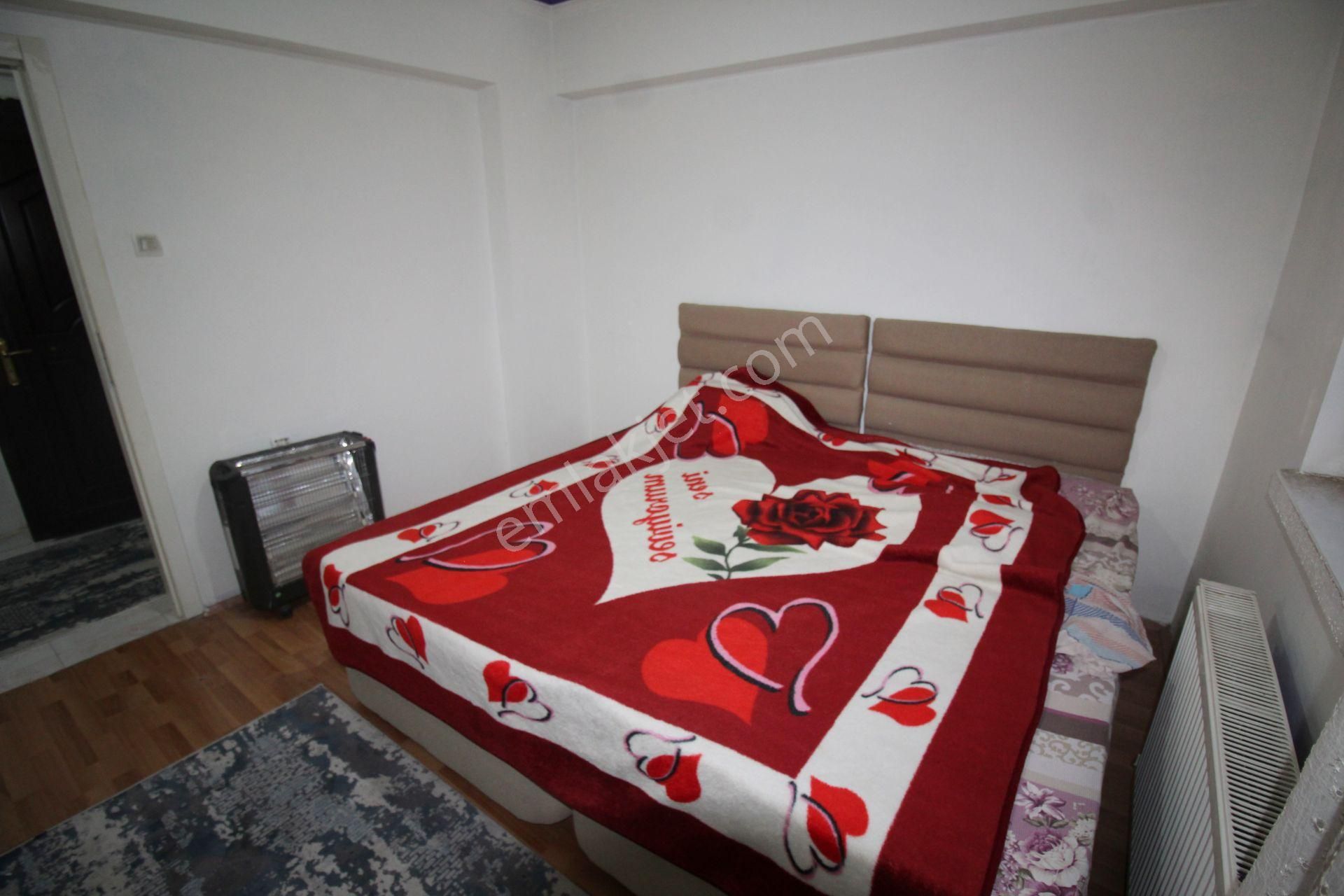 Krc'den Tıp Fakültesi Caddesi Yanı Eşyalı 2+1 Kiralık Daire - Görsel 8