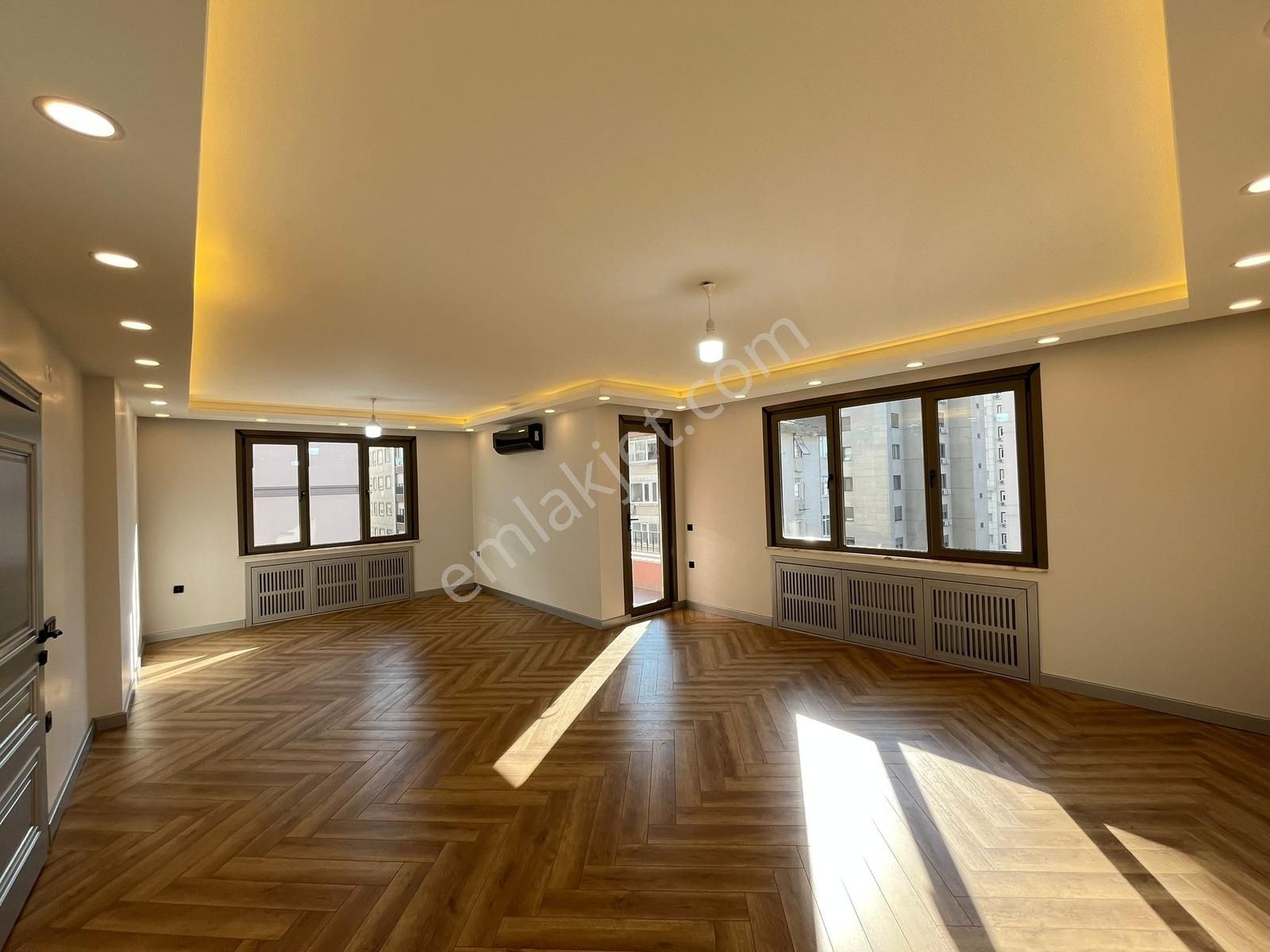 Utkudan Göztepede Bağdata Yakın İçi Full Yapılı Satılık 4+1daire - Görsel 3