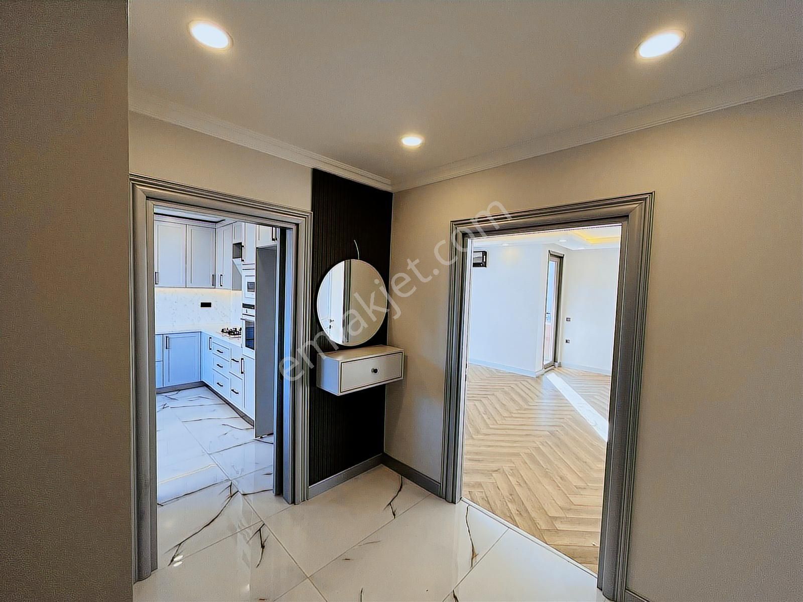 Utkudan Göztepede Bağdata Yakın İçi Full Yapılı Satılık 4+1daire - Görsel 18