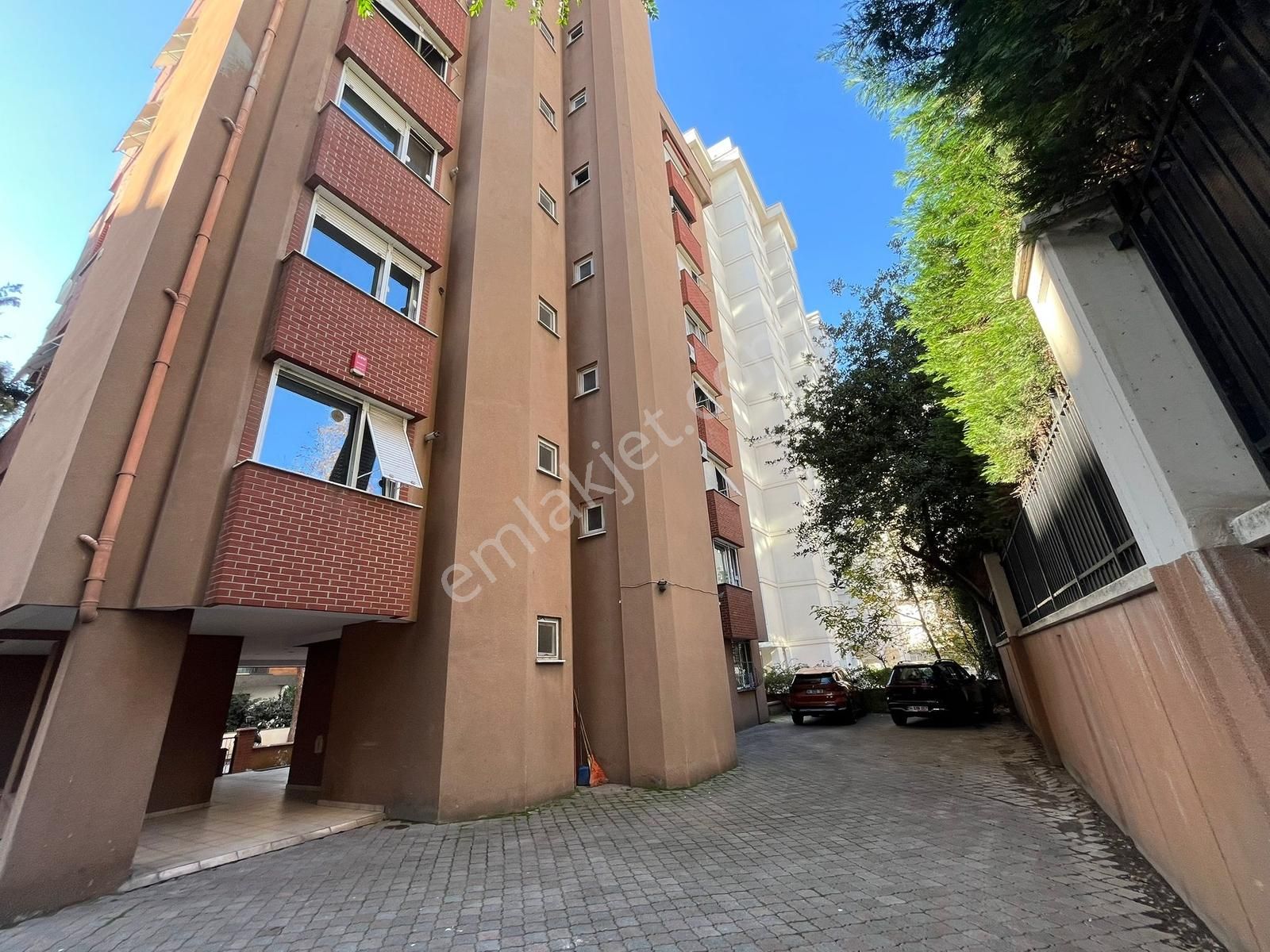 Utkudan Göztepede Bağdata Yakın İçi Full Yapılı Satılık 4+1daire - Görsel 30