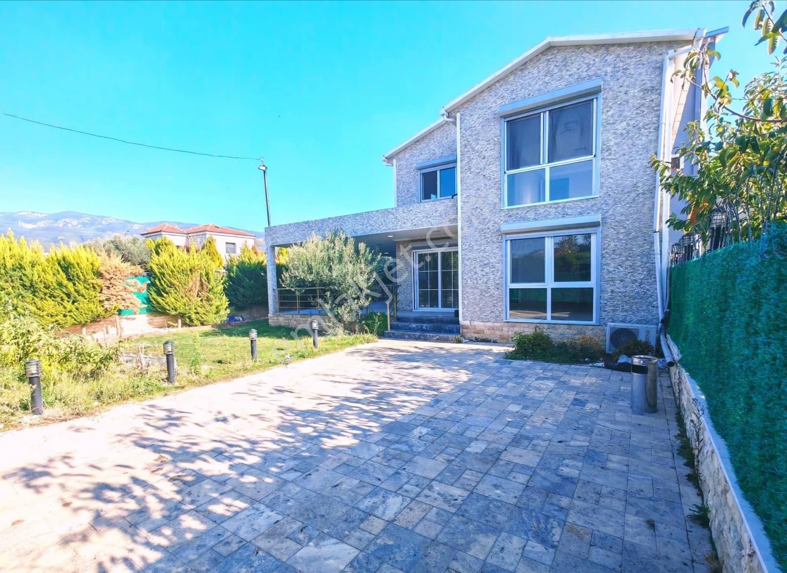 Buca Kaynaklar'da 265 M2 Arsa İçerisinde Müstakil Dubleks Ev - Görsel 12