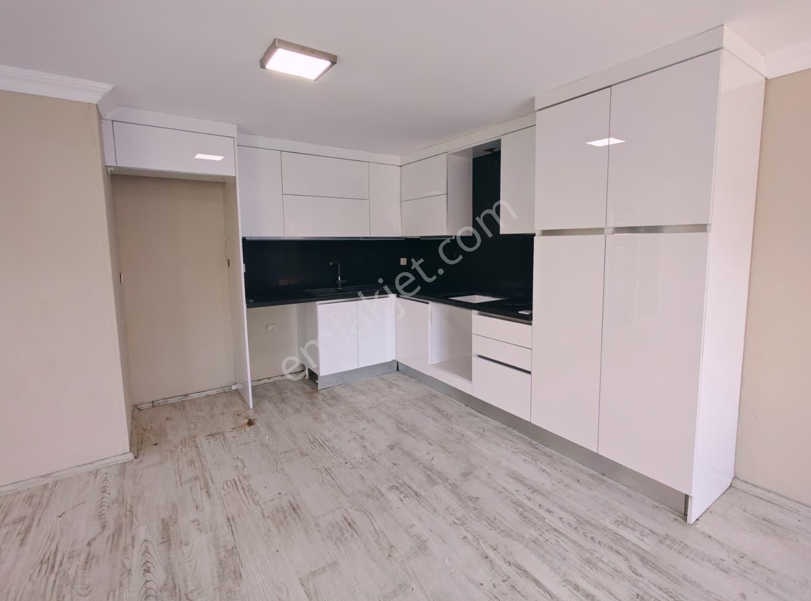 Buca Kaynaklar'da 265 M2 Arsa İçerisinde Müstakil Dubleks Ev - Görsel 3