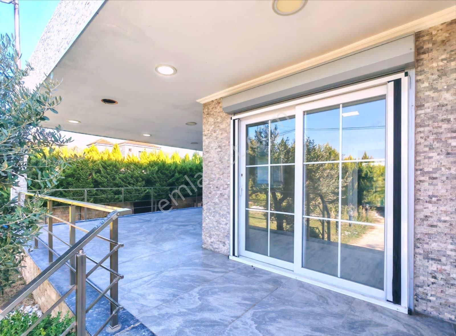 Buca Kaynaklar'da 265 M2 Arsa İçerisinde Müstakil Dubleks Ev - Görsel 14