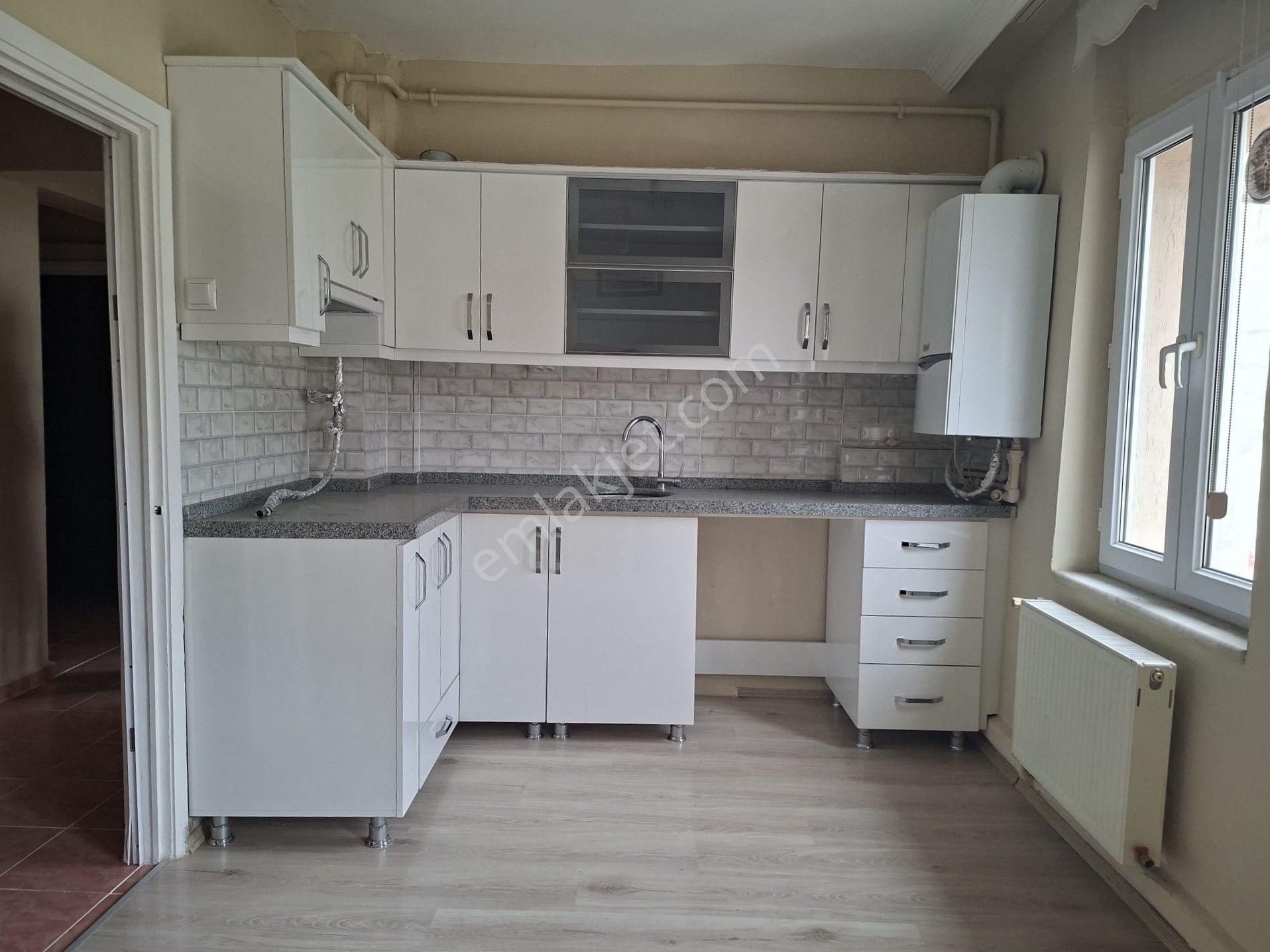 Recep Ümit'ten Ömerağa Mah. Hatboyu Caddesinde Satılık 2+1 Uygun Kooperatif Dairesi. - Görsel 4