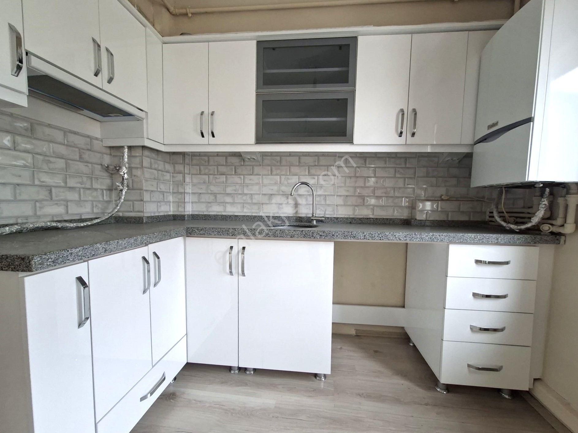 Recep Ümit'ten Ömerağa Mah. Hatboyu Caddesinde Satılık 2+1 Uygun Kooperatif Dairesi. - Görsel 6