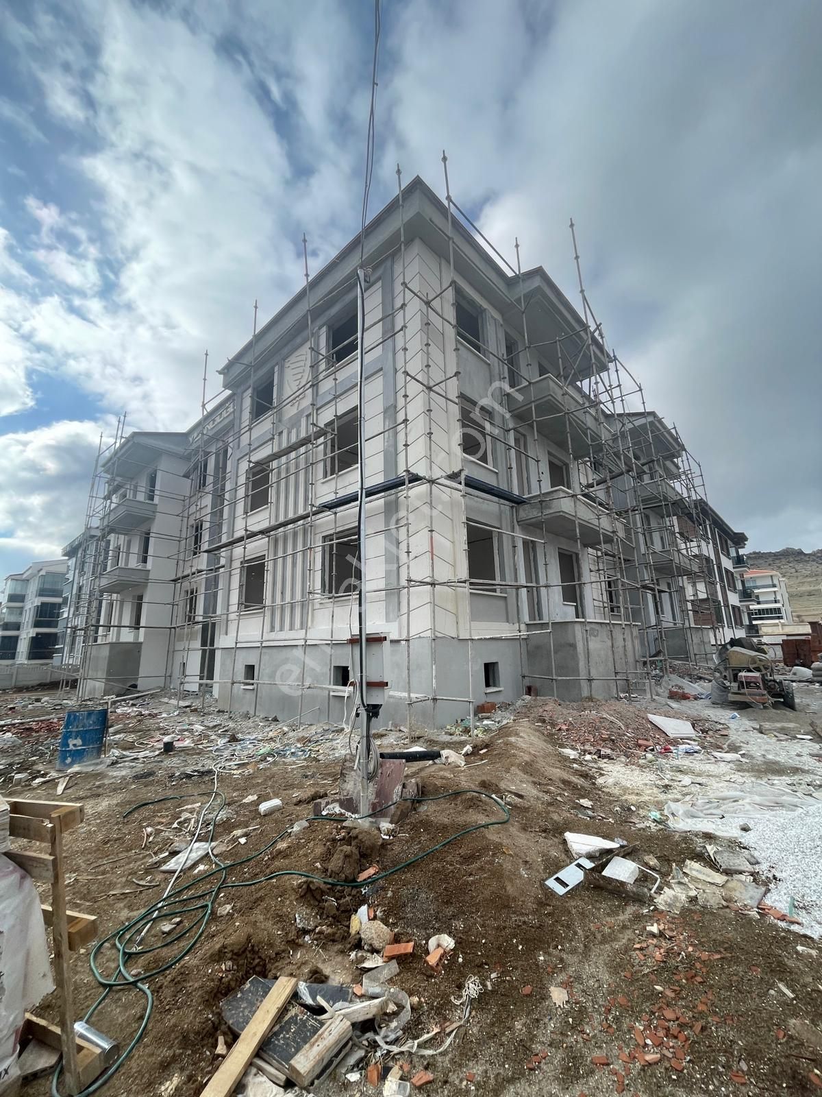 Afyon Üçok Emlaktan Kanlıca Mah Satılık Sıfır 3+1 Lüx Fırsat Daireler - Görsel 3