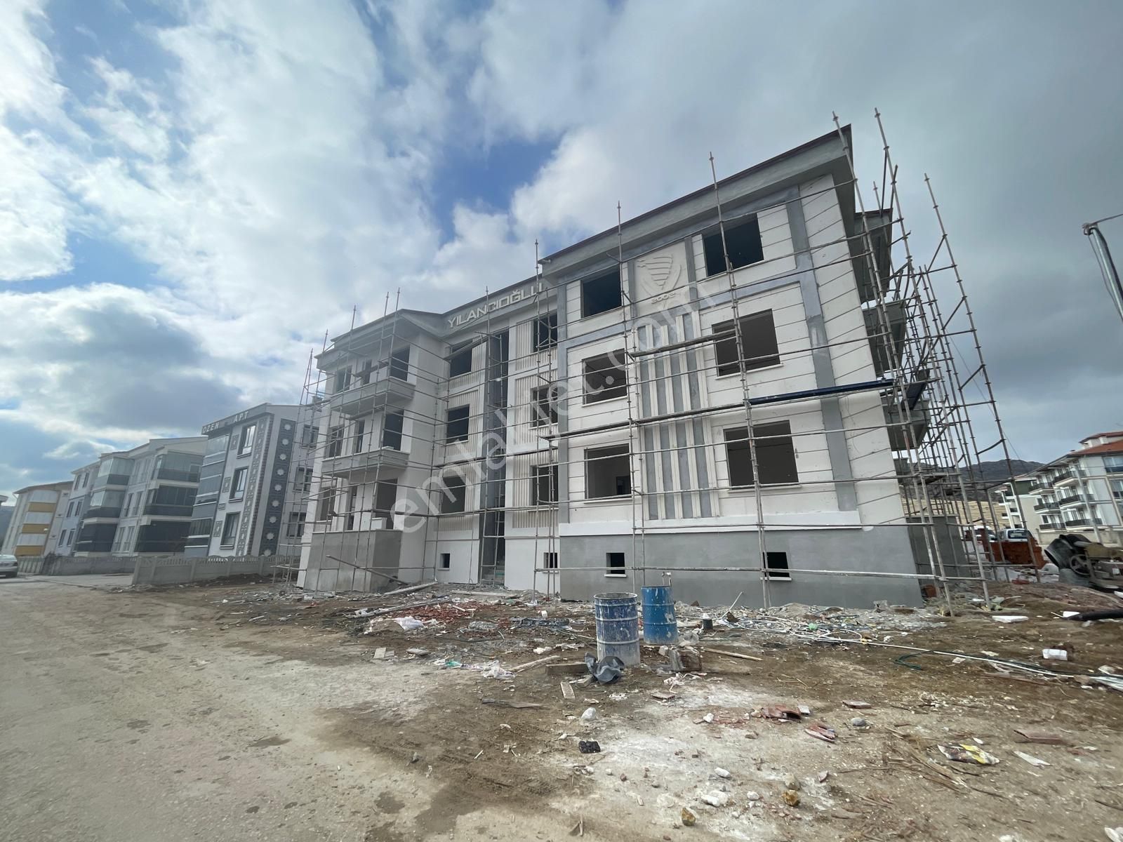 Afyon Üçok Emlaktan Kanlıca Mah Satılık Sıfır 3+1 Lüx Fırsat Daireler