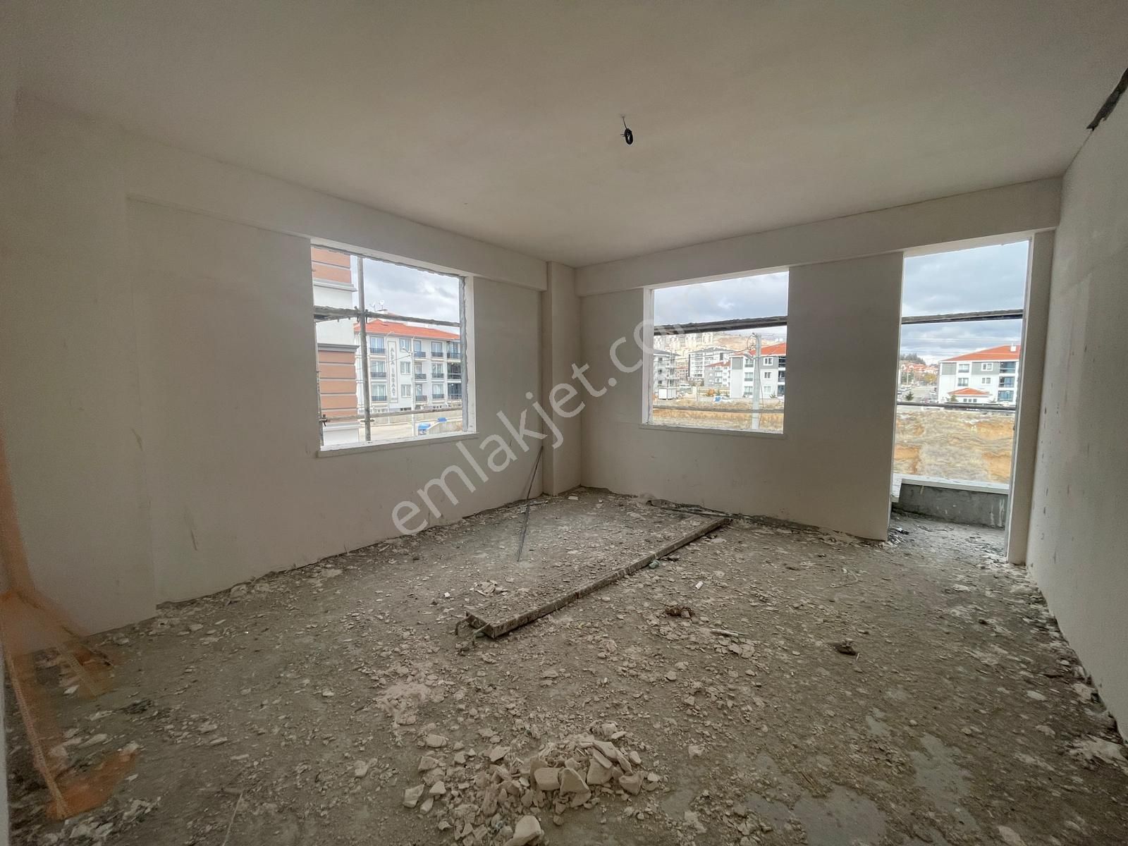 Afyon Üçok Emlaktan Kanlıca Mah Satılık Sıfır 3+1 Lüx Fırsat Daireler - Görsel 14