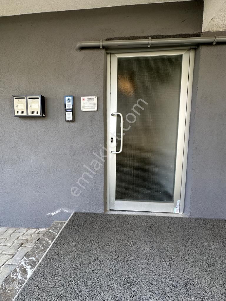 Merkez Çatmaca Satılık Kiracılı 3+1 Daire Ön Cephe - Görsel 5