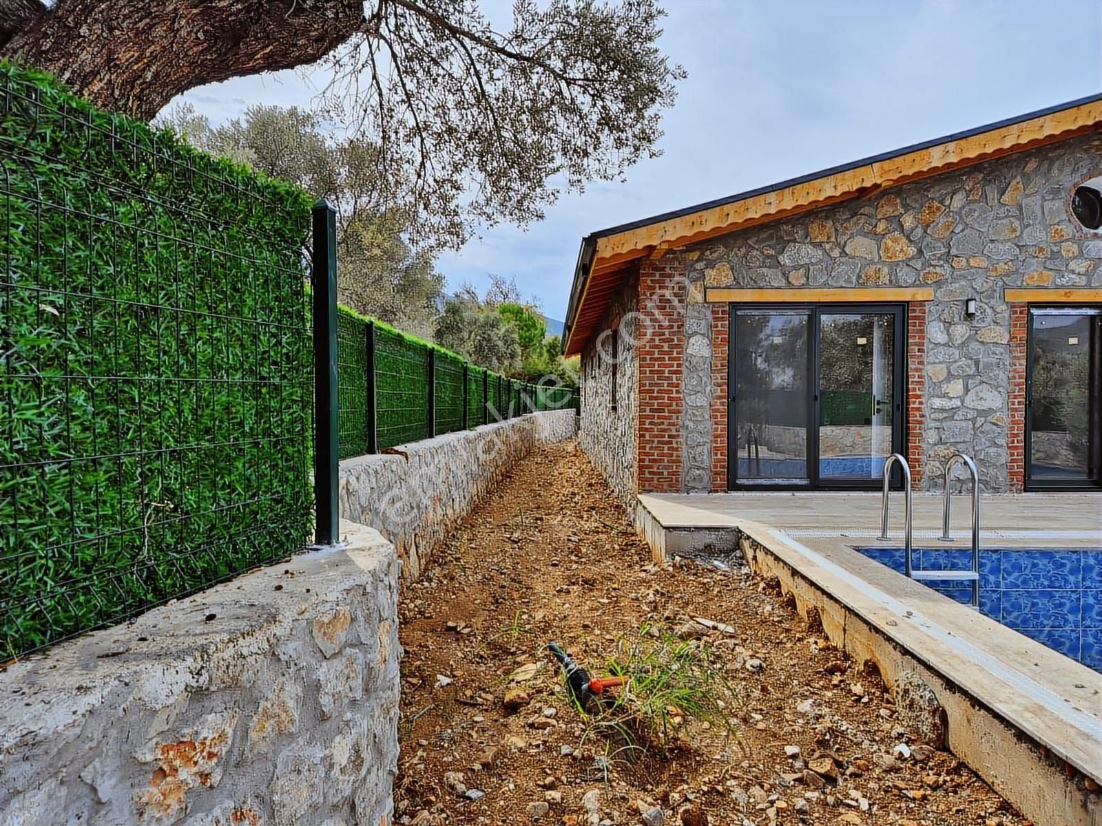 Stop'tan Harika Fırsat 1 Villa Fiyatına 2 Havuzlu Villa - Görsel 29