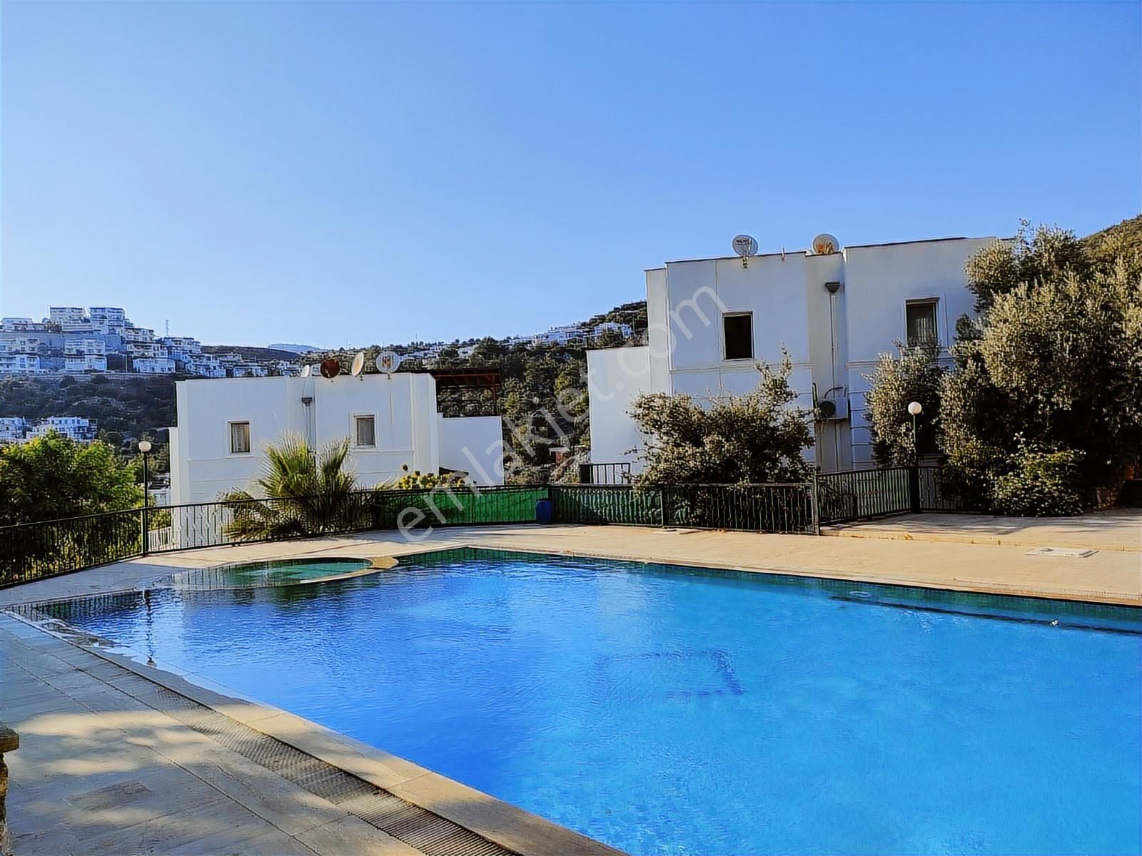 Son Fırsat Bodrum Merkezde Oasis Avm Ye Yakın Satılık 3+1dubleks