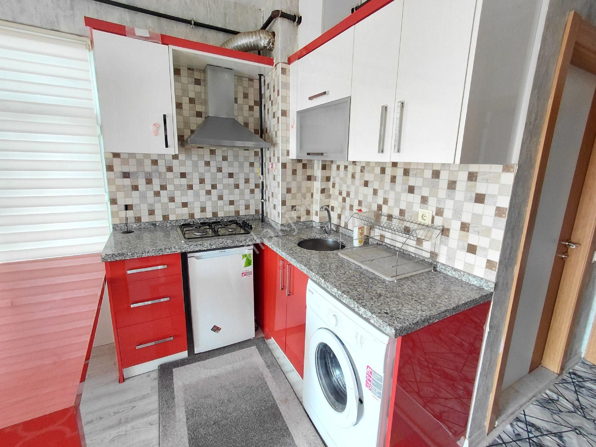 Emrah Çiftci'den Selçuklu Sancak Mah. Tramvay Hattı Yanı Eşyalı Kiralık 1+1 Daire - Görsel 2