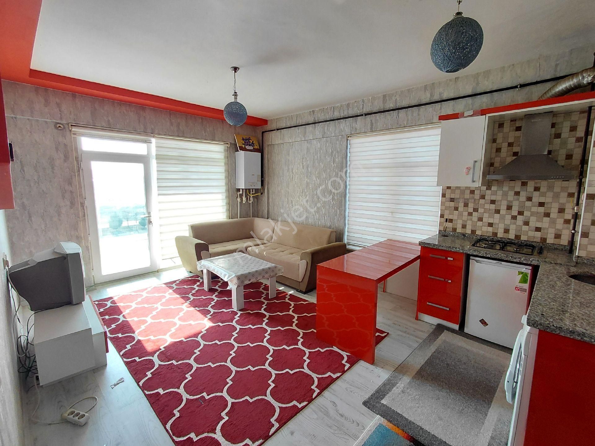 Emrah Çiftci'den Selçuklu Sancak Mah. Tramvay Hattı Yanı Eşyalı Kiralık 1+1 Daire - Görsel 4