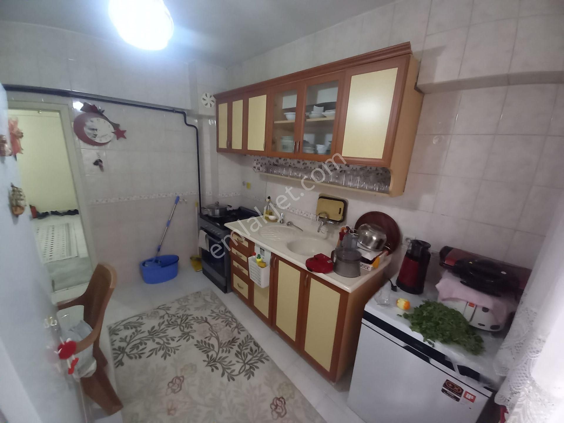 Sincan Andiçen'de Ahimesut Bulvarında 3+1 2.ara Katta Daire