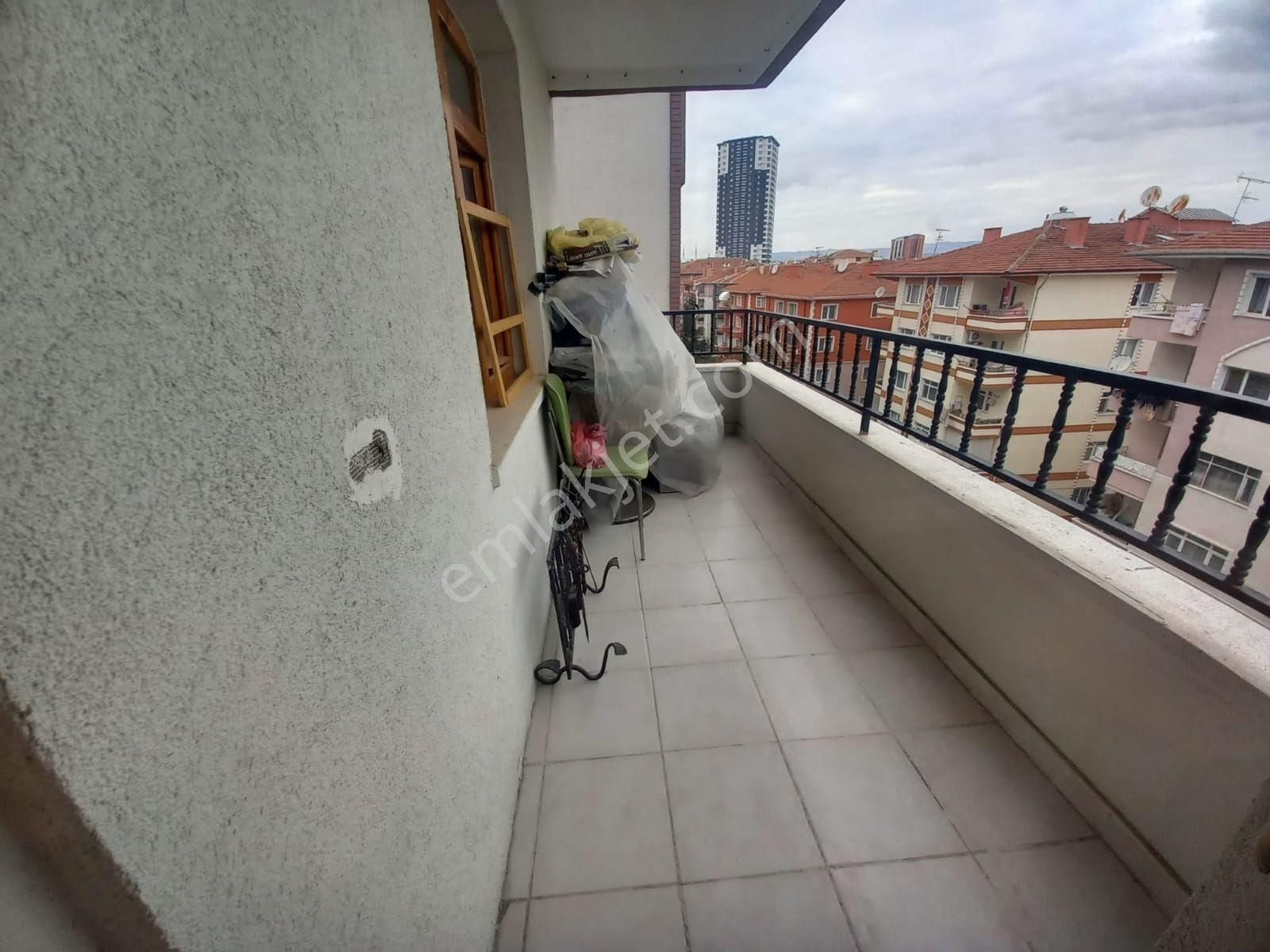 Sincan Andiçen'de Ahimesut Bulvarında 3+1 2.ara Katta Daire - Görsel 23