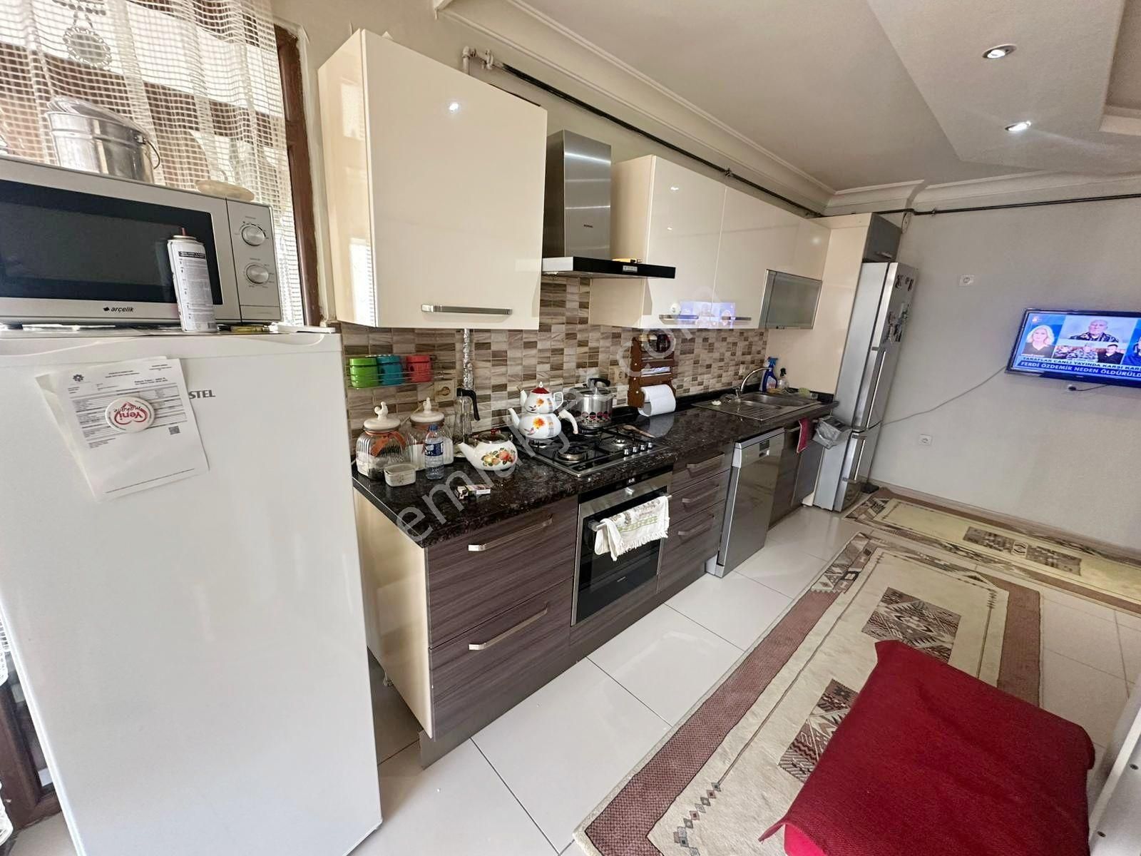 Pamuklarda Manzaralı Teras Balkonlu 3+1 190m2 Fırsat Site Daire - Görsel 4