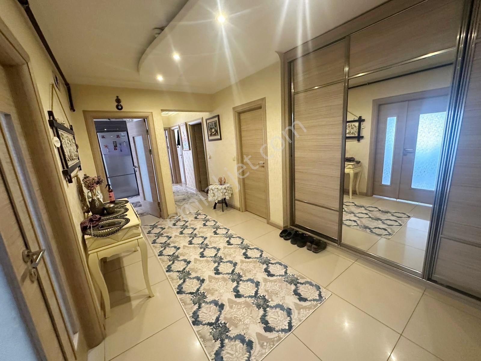 Pamuklarda Manzaralı Teras Balkonlu 3+1 190m2 Fırsat Site Daire - Görsel 28