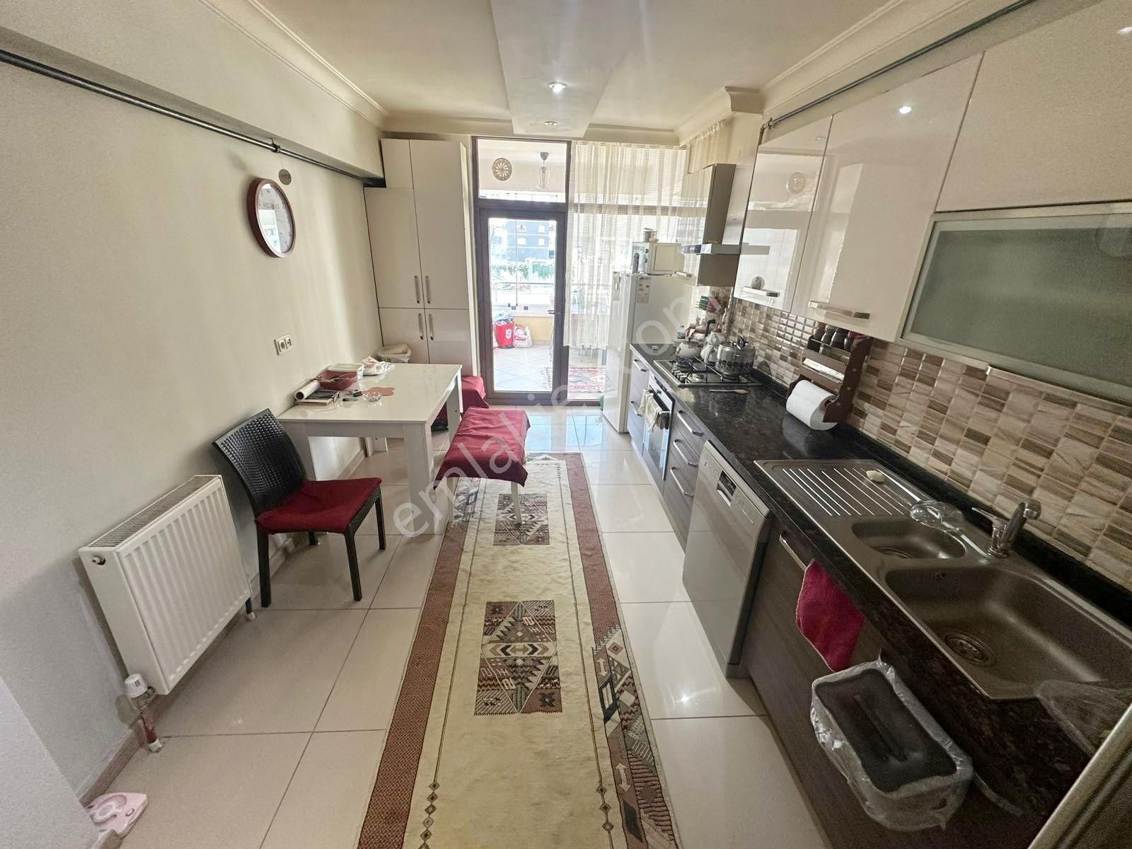 Pamuklarda Manzaralı Teras Balkonlu 3+1 190m2 Fırsat Site Daire - Görsel 2