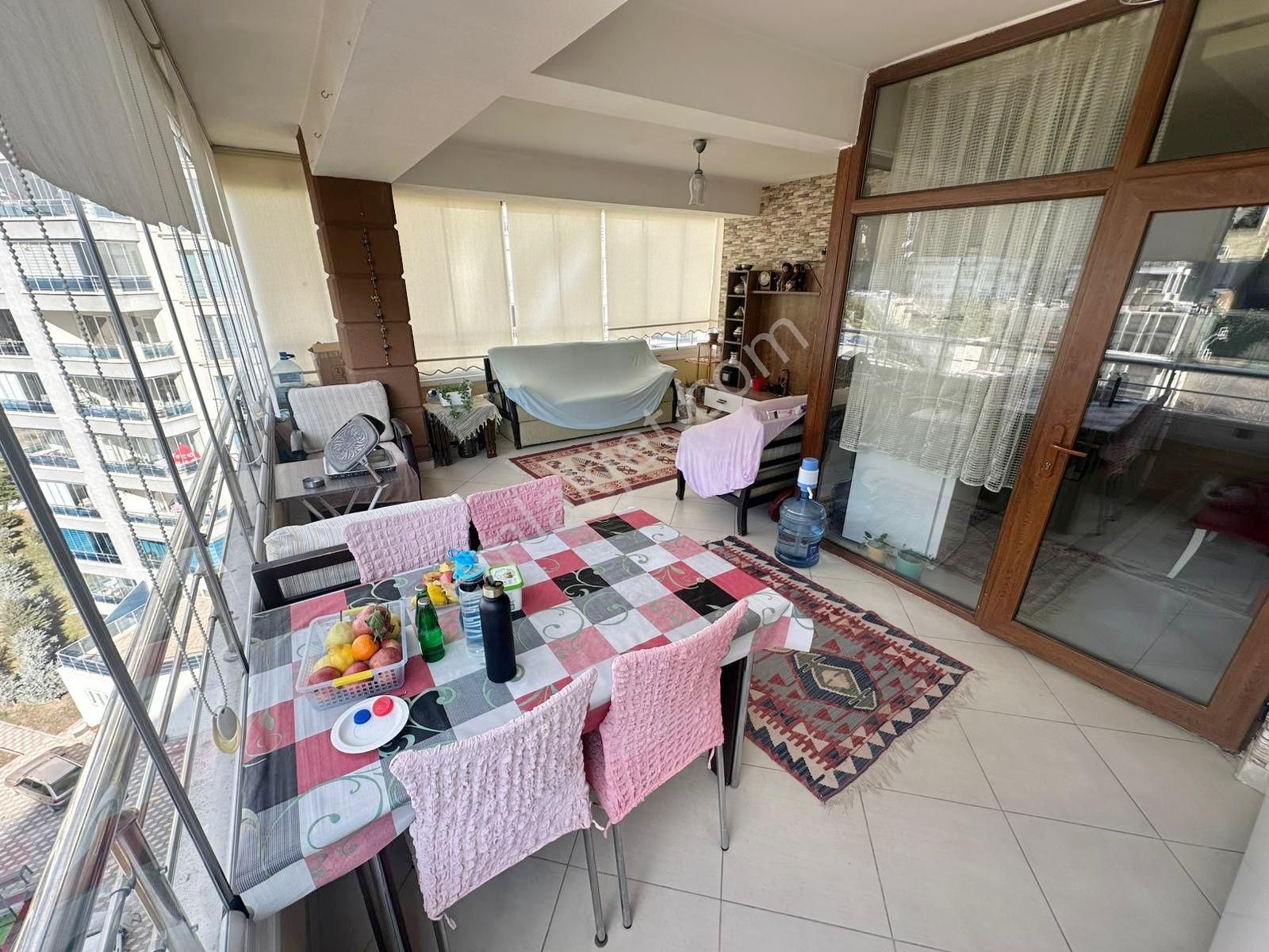 Pamuklarda Manzaralı Teras Balkonlu 3+1 190m2 Fırsat Site Daire - Görsel 23