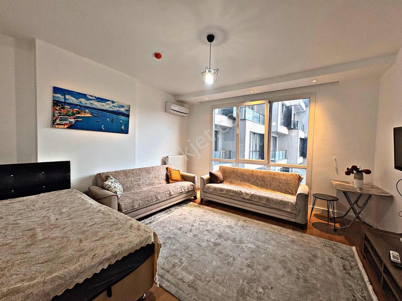 Beylikdüzü'nde Site İçerisinde Eşyalı Satılık 1+1 Daire - Görsel 16