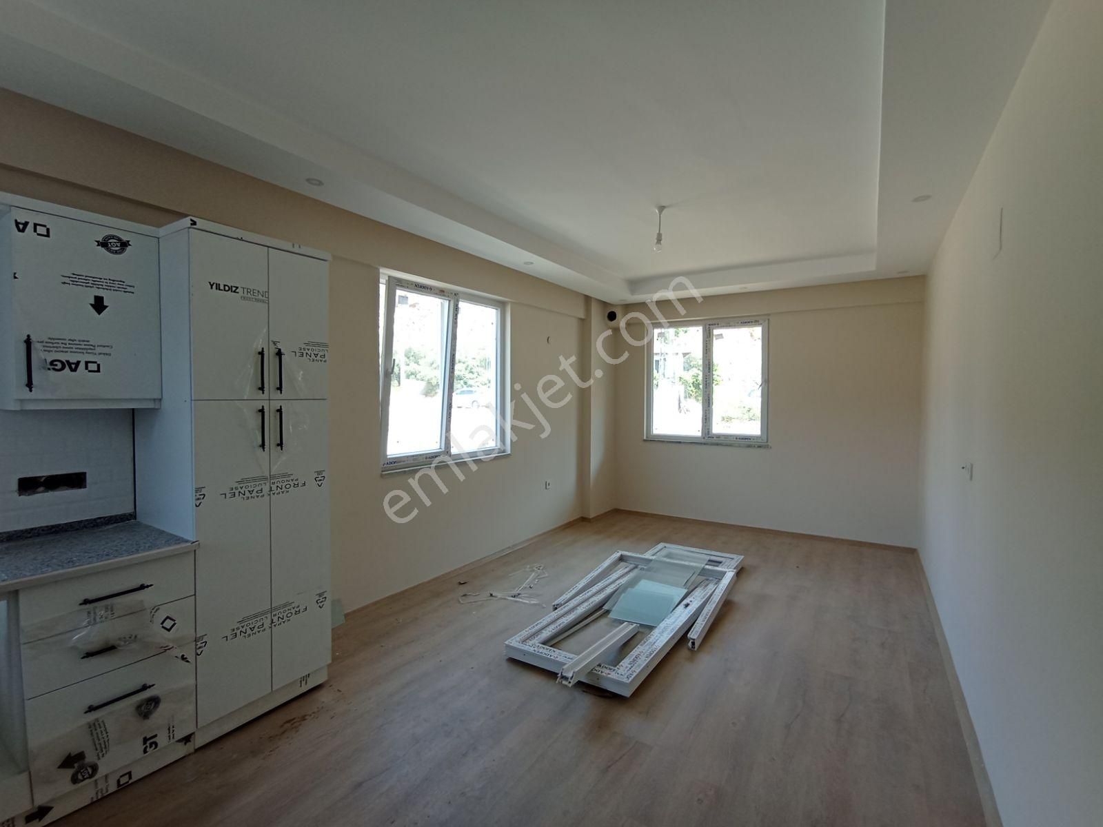 Çiğdem Emlak'tan Ortaca'da Satılık Havuzlu 1+1 Daire - Görsel 7