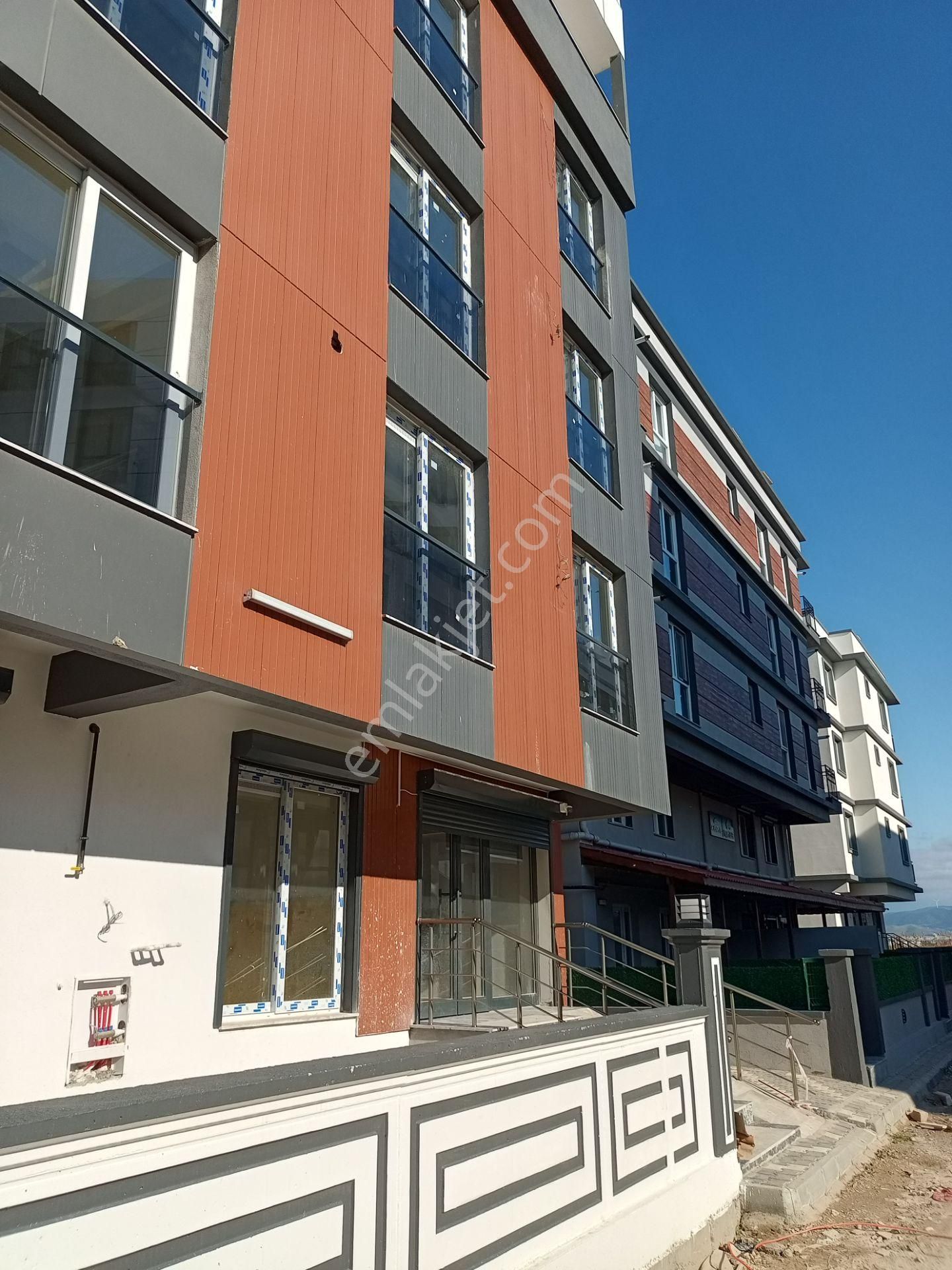 Menemen Seyrek Mahallesinde Kiralık 1+1 Sıfır Ara Kat Daire - Görsel 15