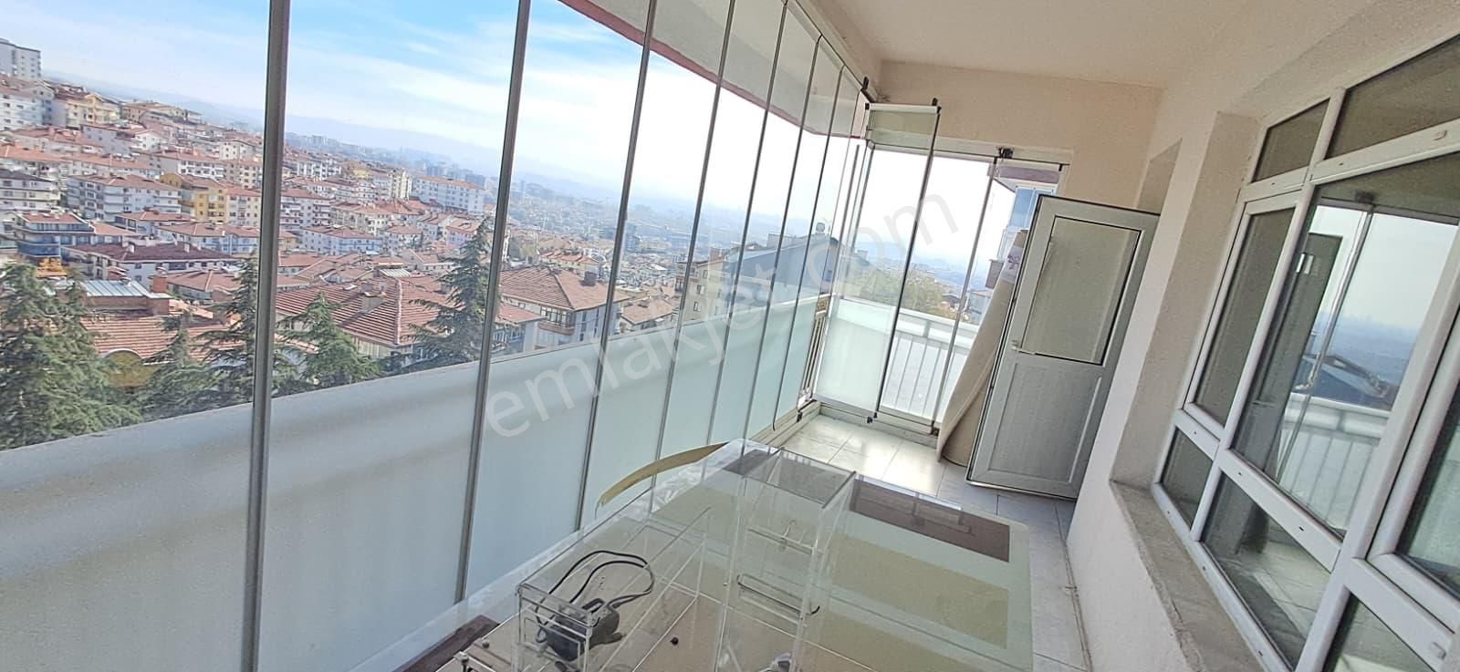 Bağlarbaşında 3+1 Katta Manzaralı Daire - Görsel 27