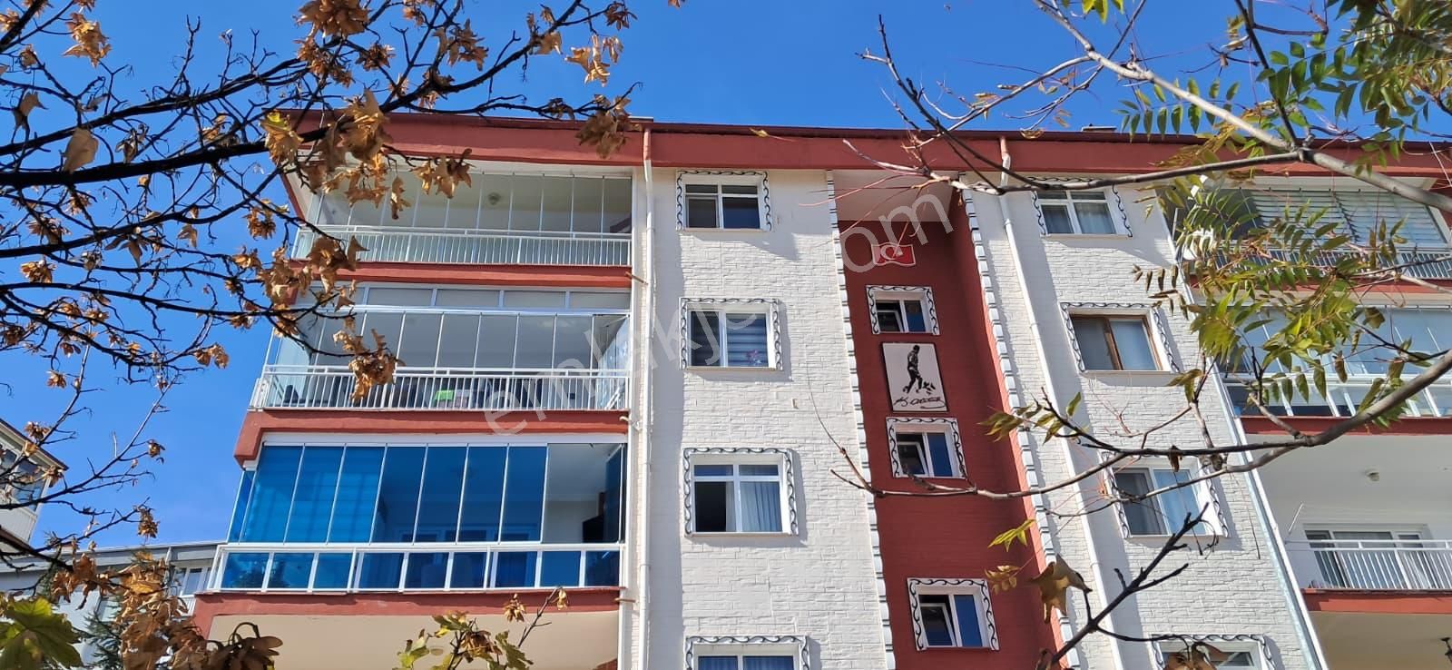 Bağlarbaşında 3+1 Katta Manzaralı Daire