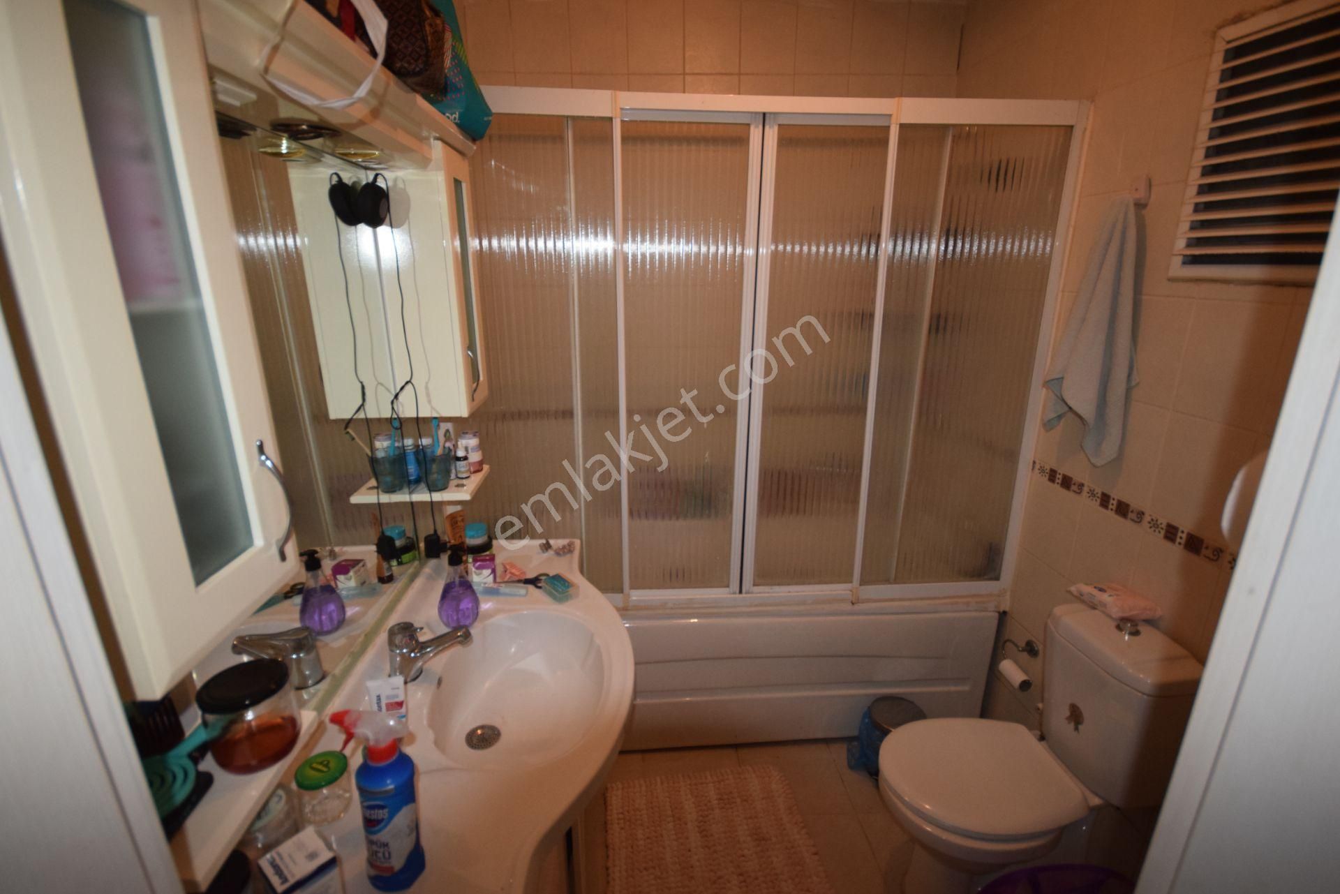 İlk-ev'den Sokullu Cadde Üzerinde Bağımsız Salon 2+1 Kombili Bakımlı Kot 1 De - Görsel 9