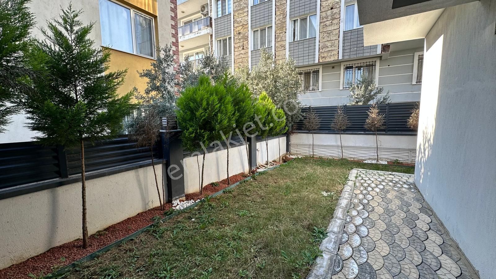 Turyap'tan Merkezde Sıfır 4+2 Tripleks Özel Yapım Villa - Görsel 23
