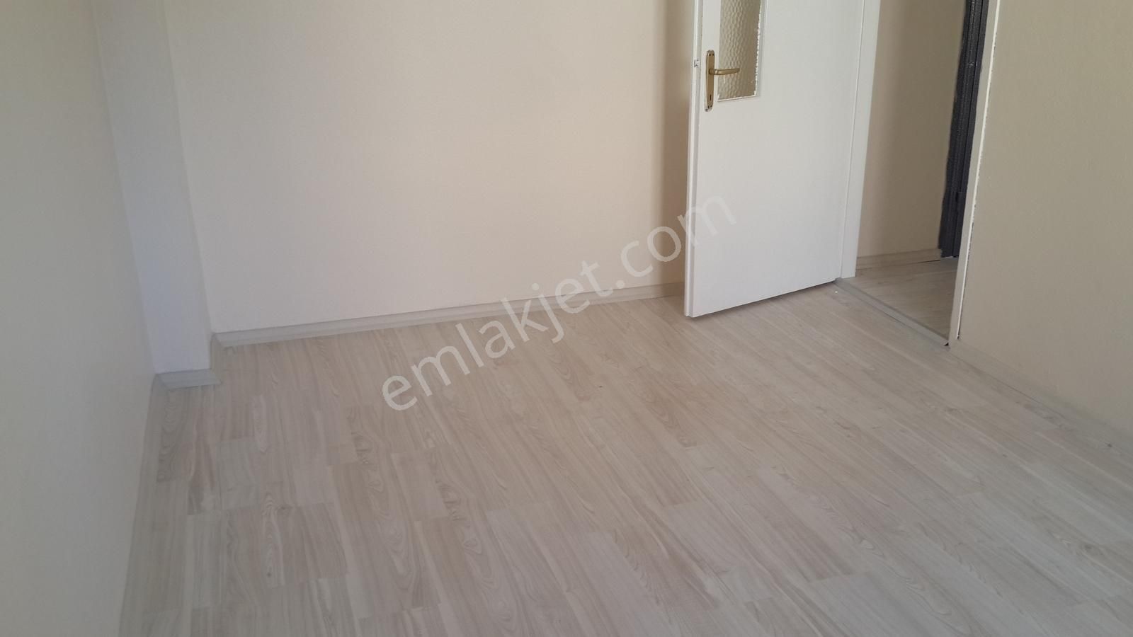 Ataşehir De Doğalgazlı Ara Kat Yapılı Kiralık Daire - Görsel 22