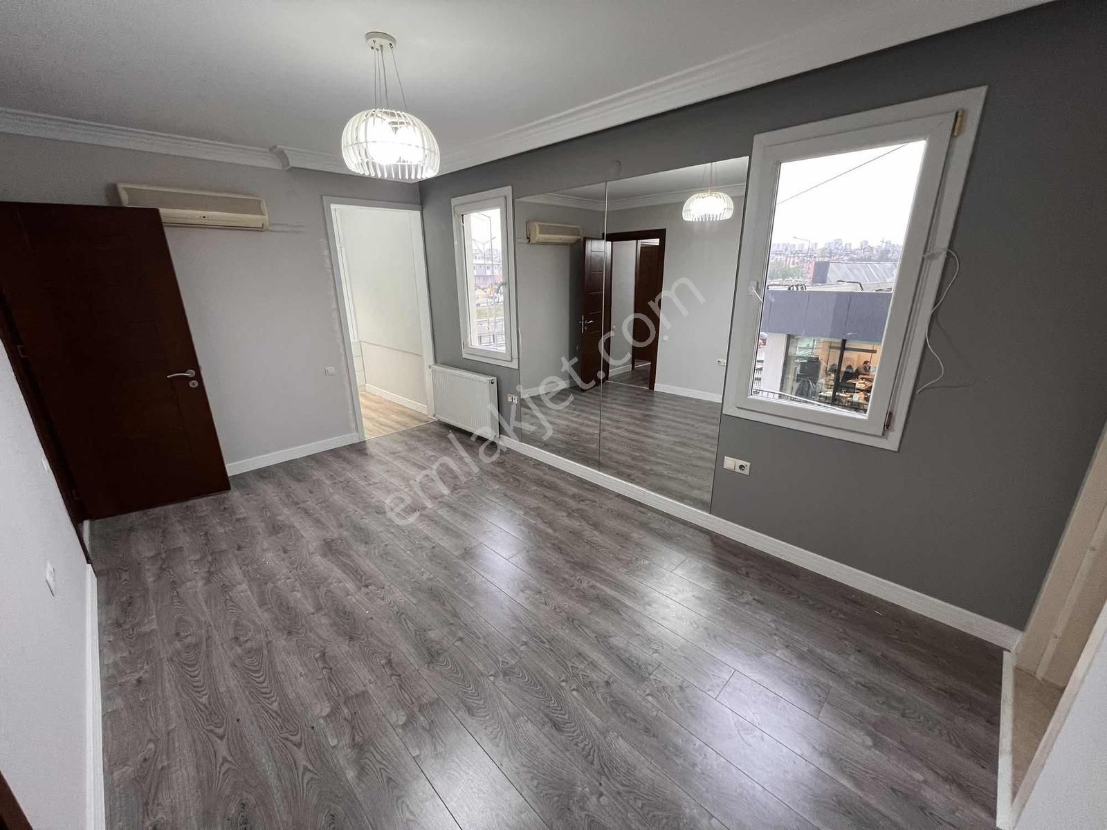 Türkmenbaşı Bulvar Üzeri Geniş Teraslı Yatay Mimari 4+1 195 M2 - Görsel 15