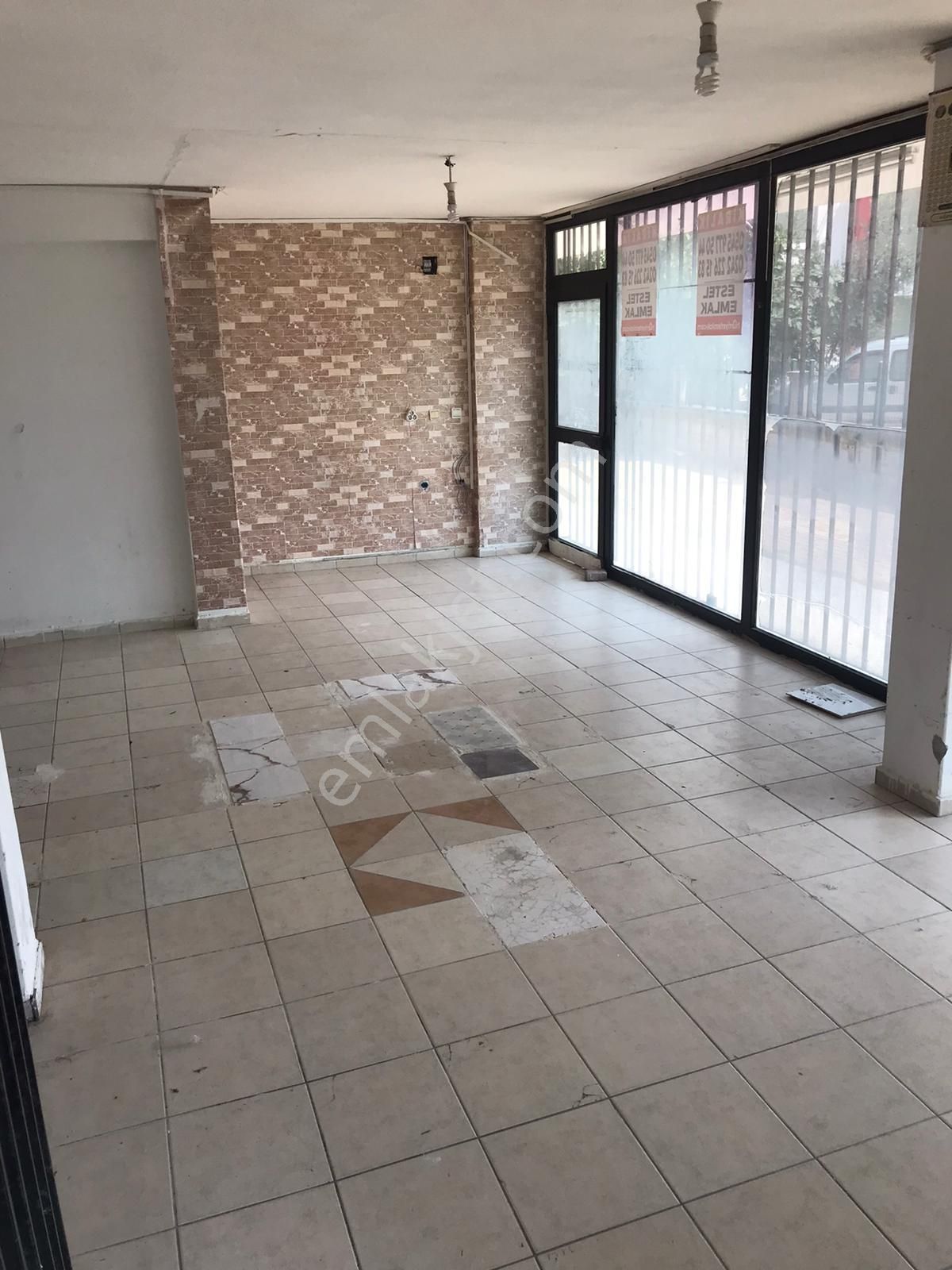 Antalya Kepez Şafakta Kiralık Cadde Üstü Köşe Başı Dükkân No.20281​