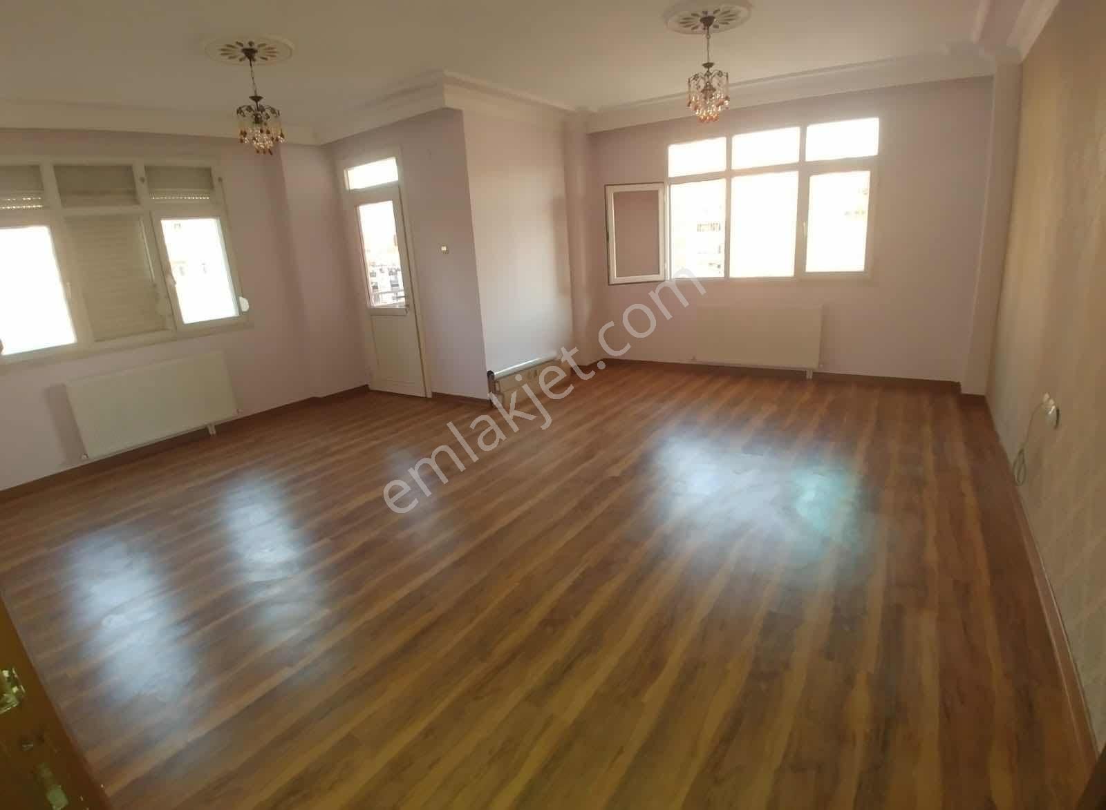 Süleyman Demirel Bulvar Üzeri Kombili Parkeli 3+1 K.m. 185 M2 - Görsel 18