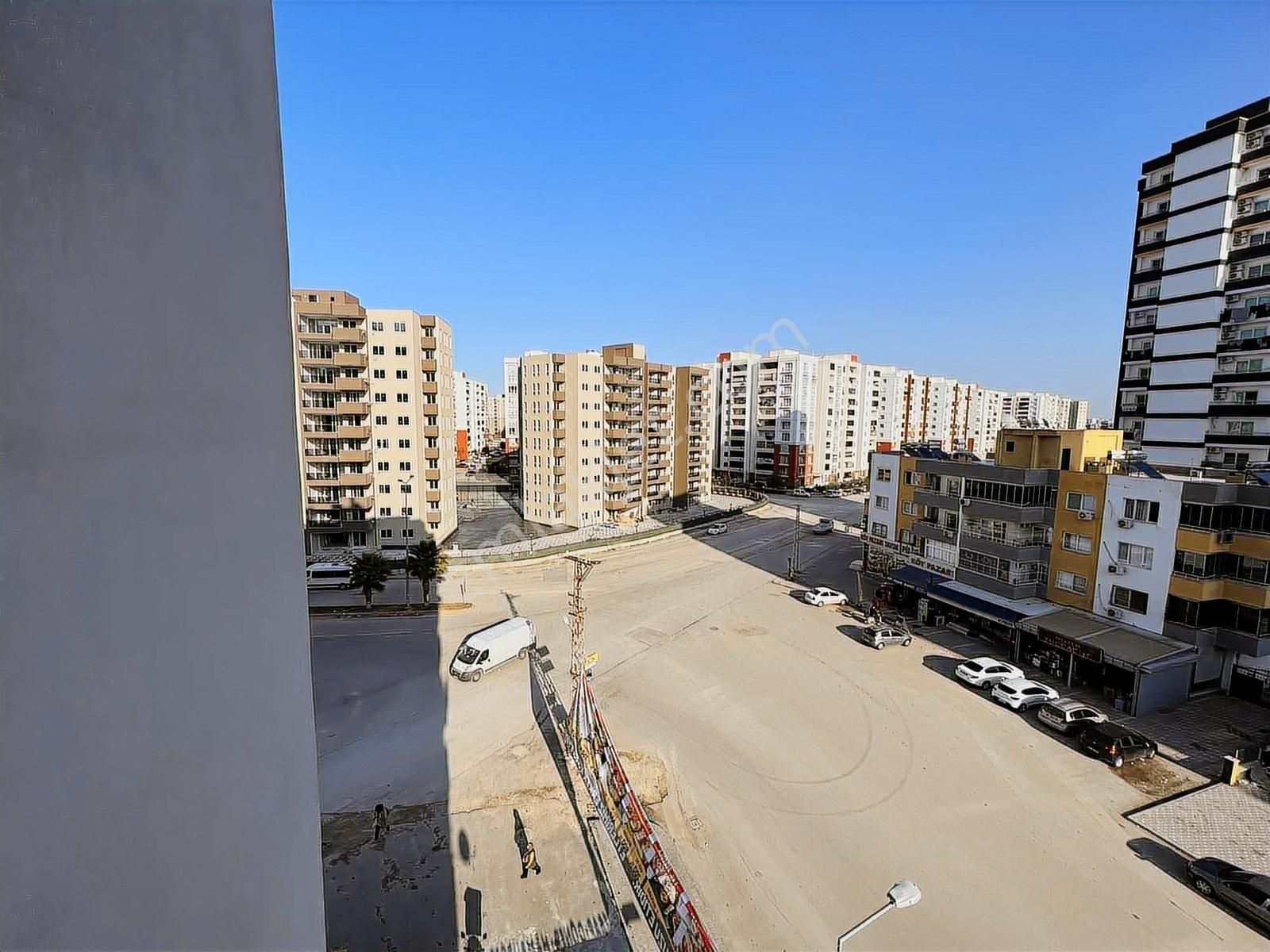 Kıyıboyu Toki Yanı Cadde Üstü 2+1 Kapalı Mutfak 10 Yaş 120 M2 - Görsel 33