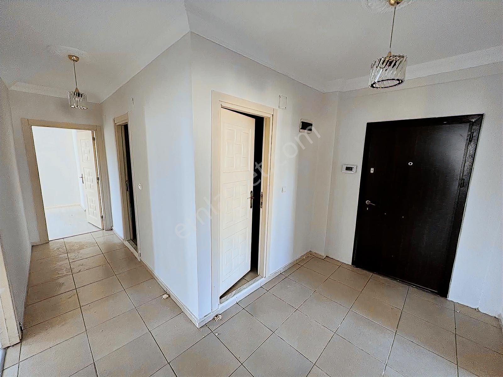 Kıyıboyu Toki Yanı Cadde Üstü 2+1 Kapalı Mutfak 10 Yaş 120 M2 - Görsel 17