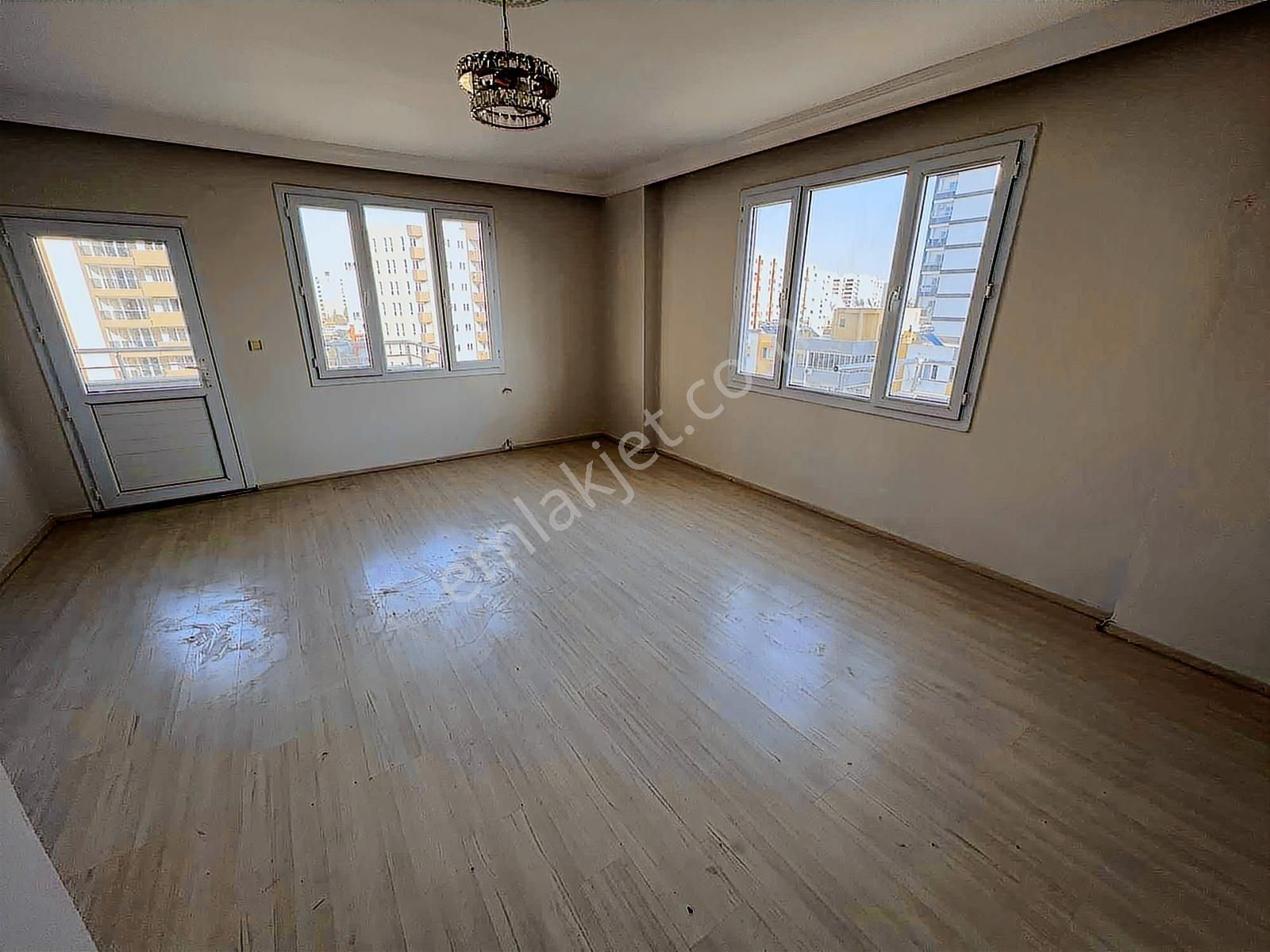 Kıyıboyu Toki Yanı Cadde Üstü 2+1 Kapalı Mutfak 10 Yaş 120 M2 - Görsel 19