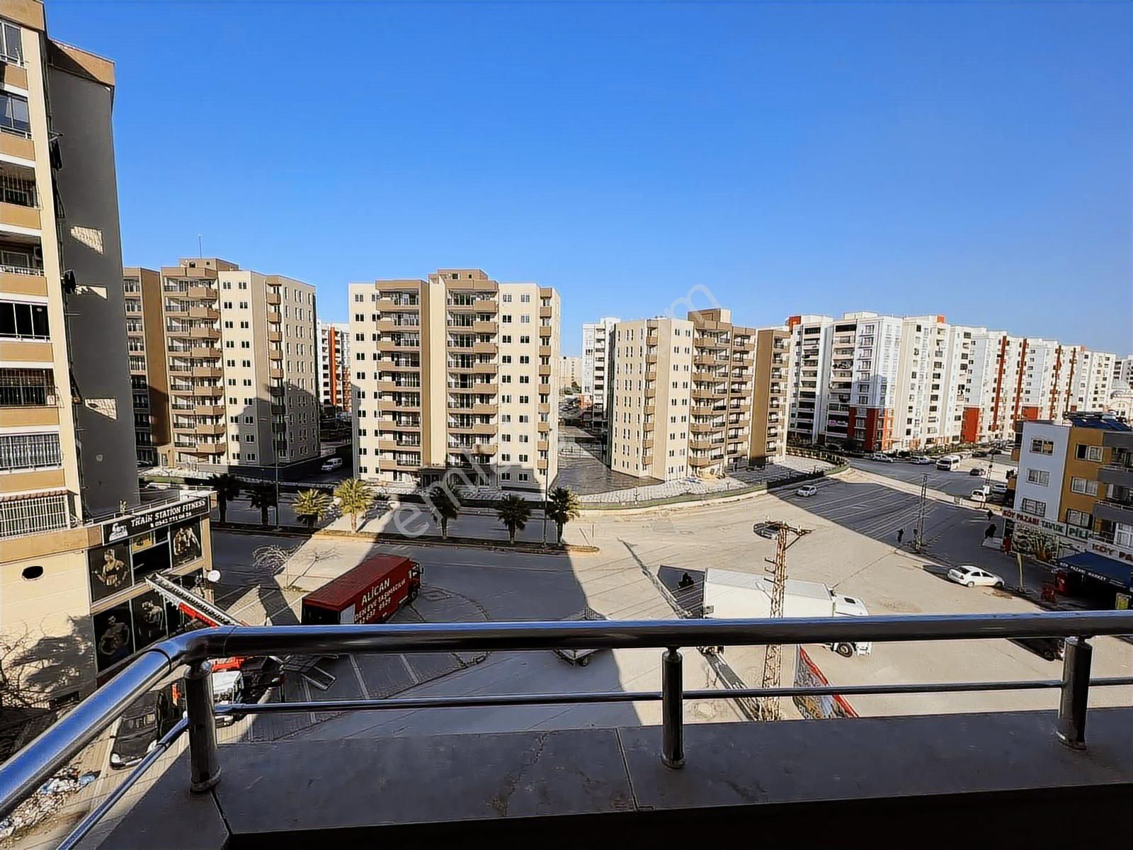 Kıyıboyu Toki Yanı Cadde Üstü 2+1 Kapalı Mutfak 10 Yaş 120 M2 - Görsel 28