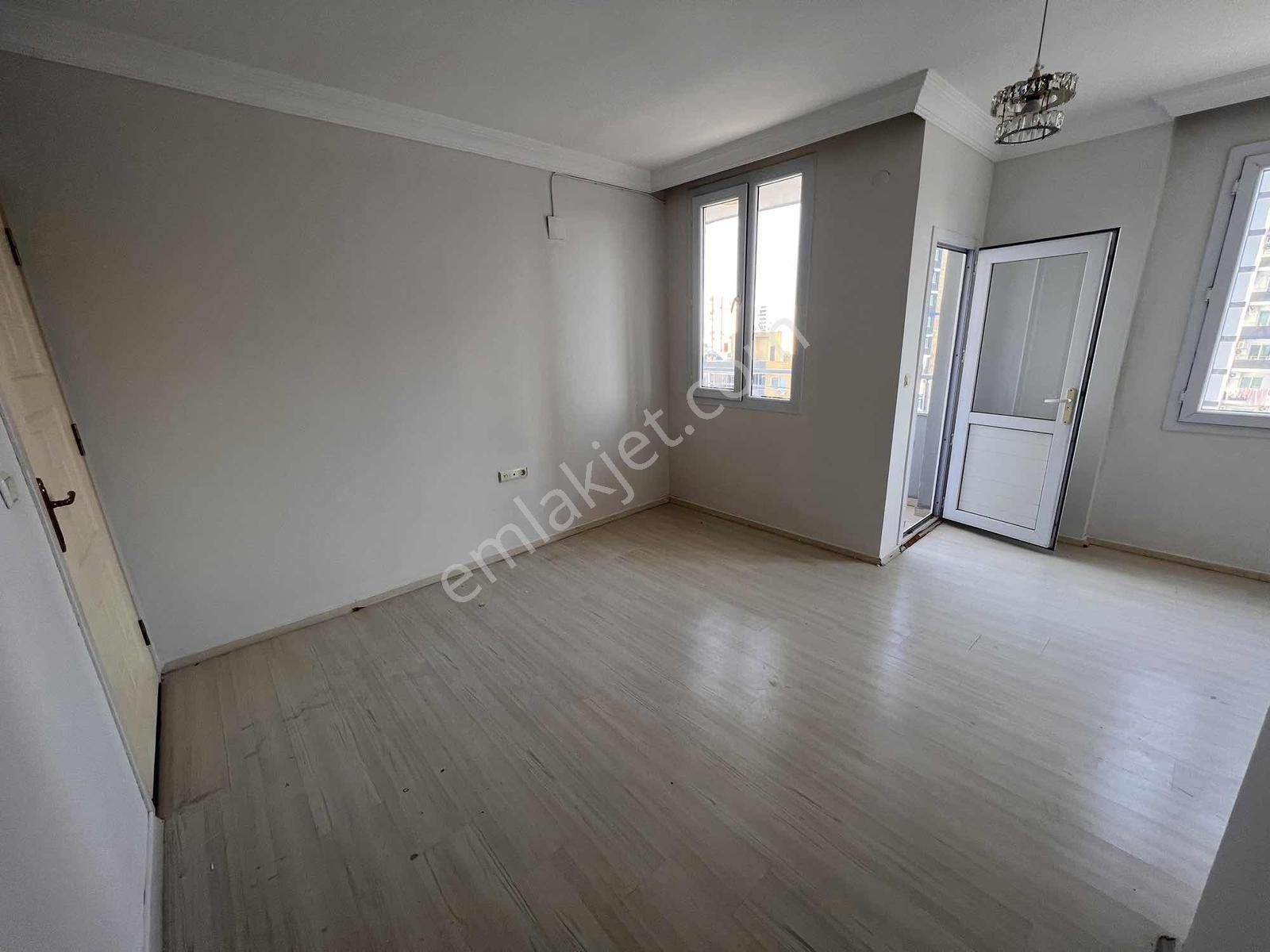 Kıyıboyu Toki Yanı Cadde Üstü 2+1 Kapalı Mutfak 10 Yaş 120 M2 - Görsel 22